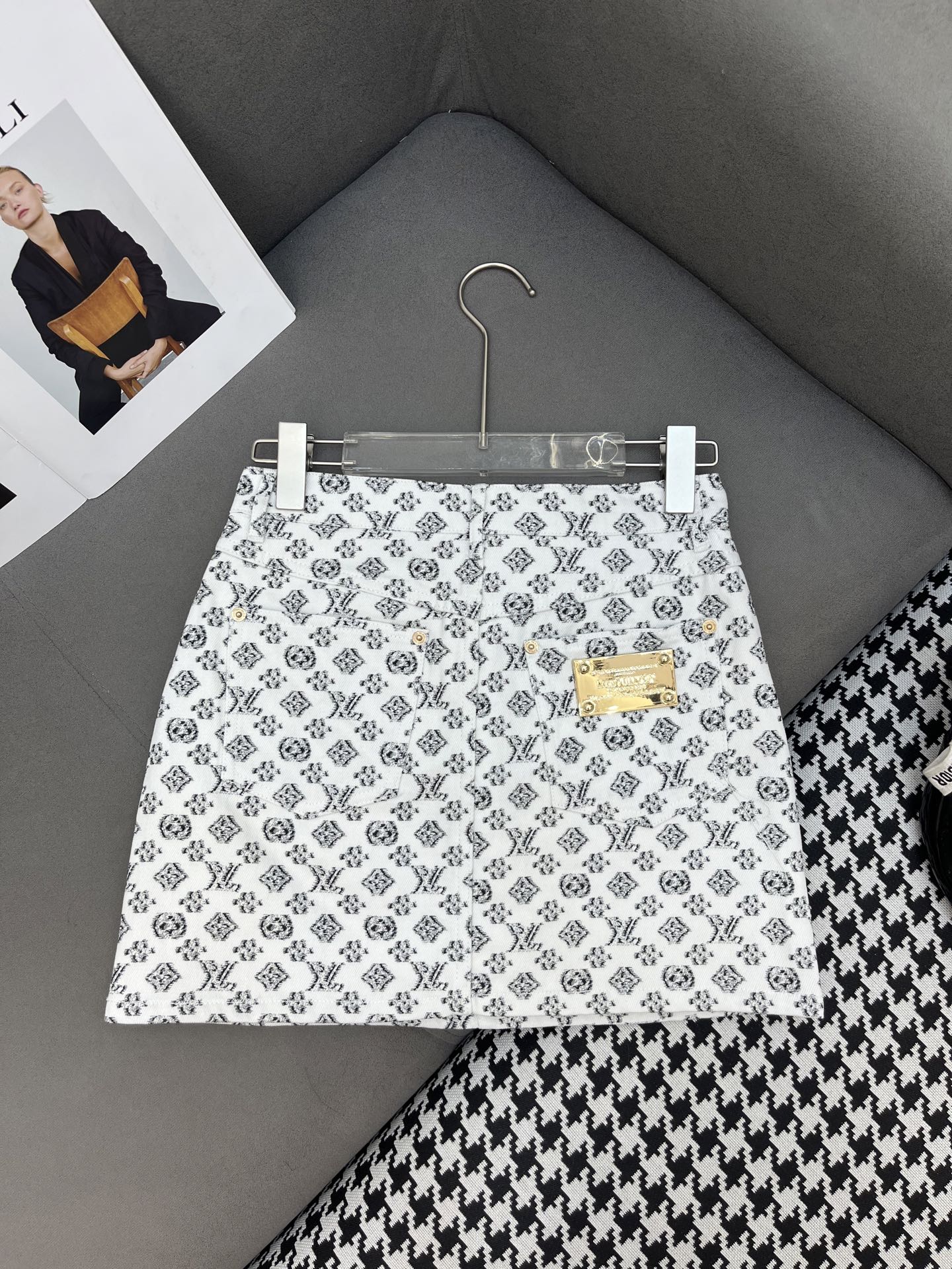 Louis Vuitton Monogram Denim Mini Skirt with Metal Branding - Chic & Timeless 7 i1751212399903 6319 0 5
