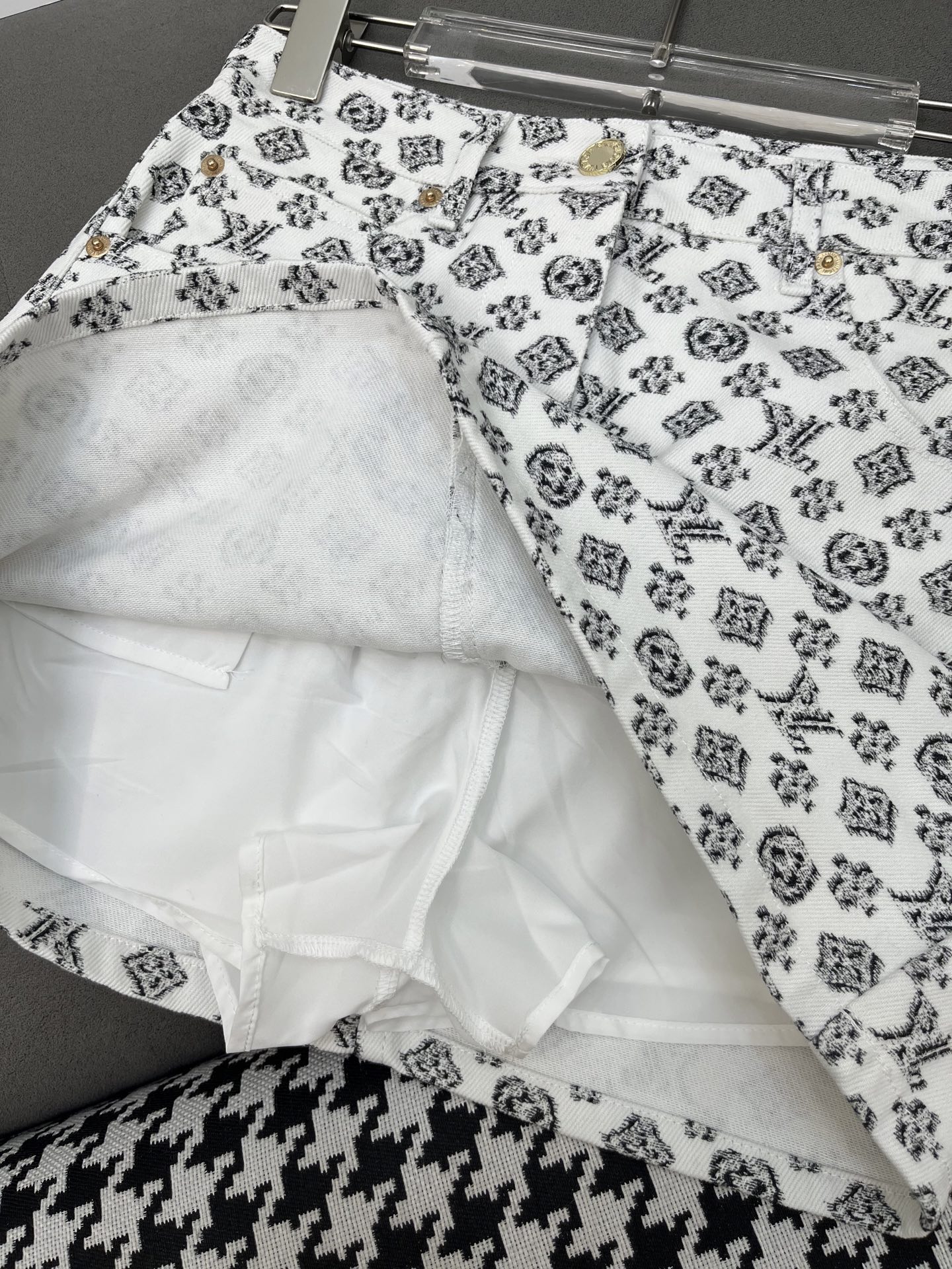 Louis Vuitton Monogram Denim Mini Skirt with Metal Branding - Chic & Timeless 5 i1751212401061 5675 0 3