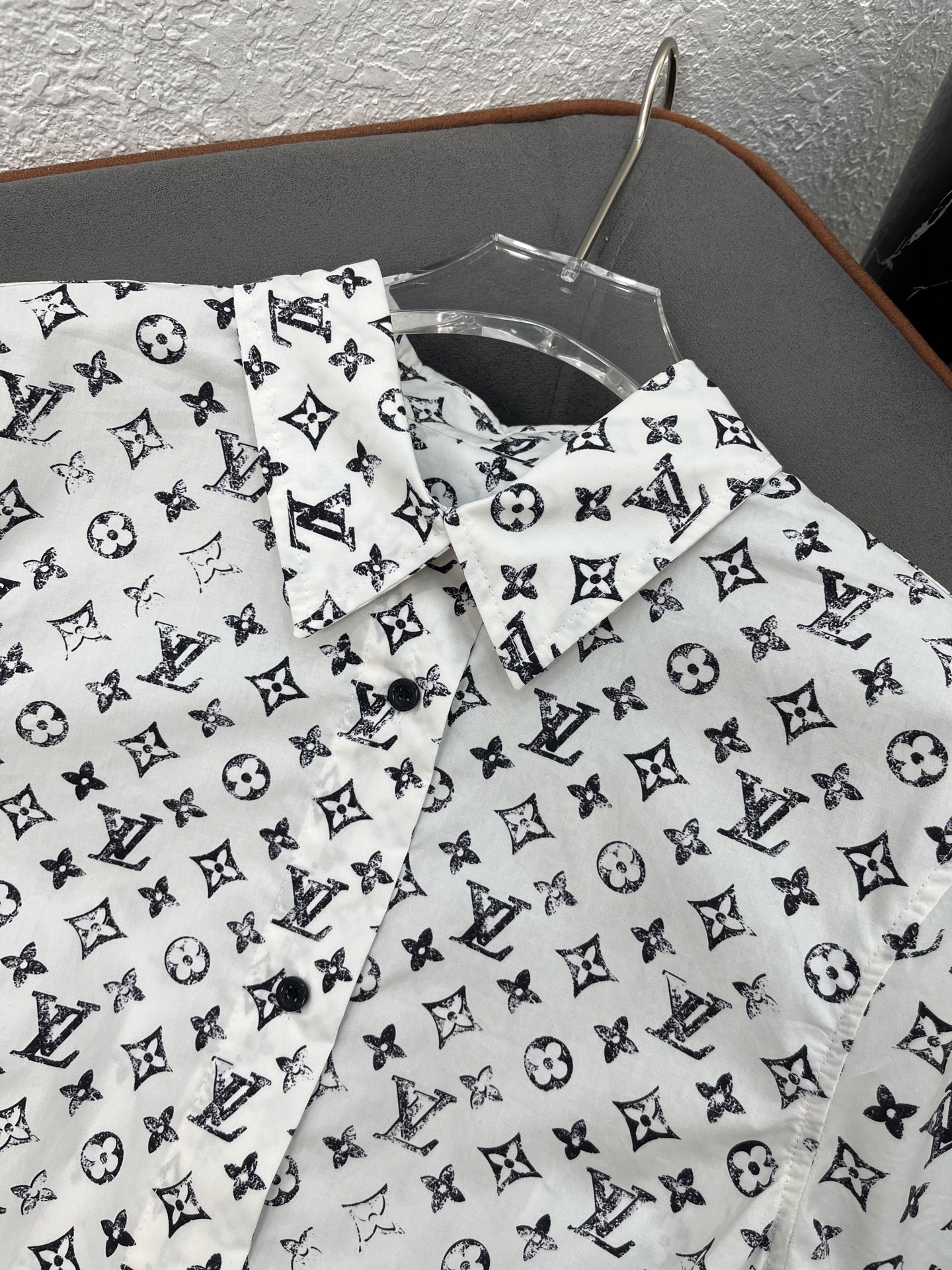 Louis Vuitton 25SS Monogram Print Collared Dress - Elegant & Chic 3 i1751212846441 3336 0 1