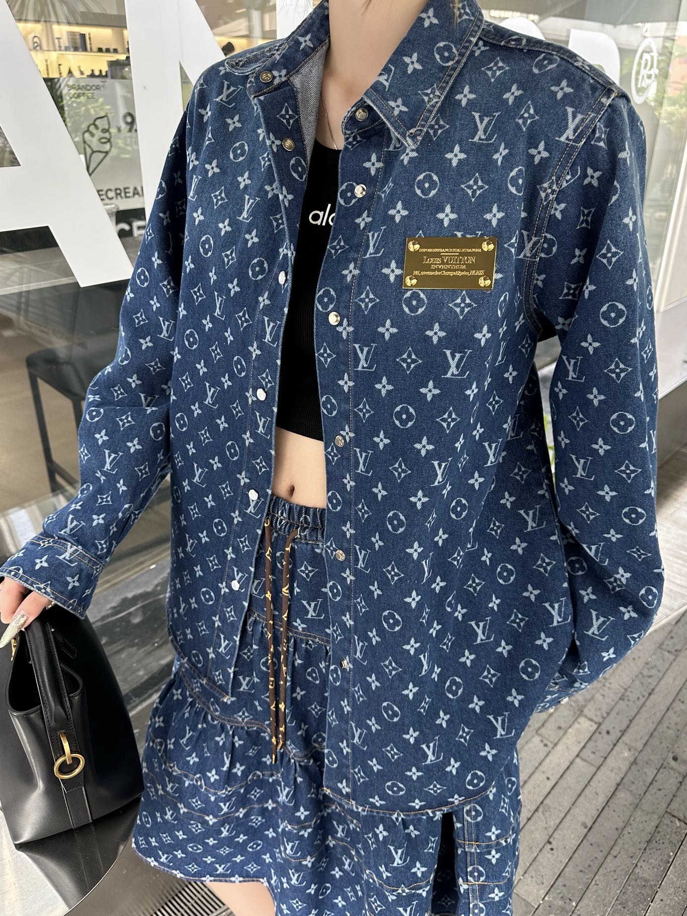 NO:737468,Upper body pictures are batched separately,,19860909上身图 分开批,,,Women's clothing