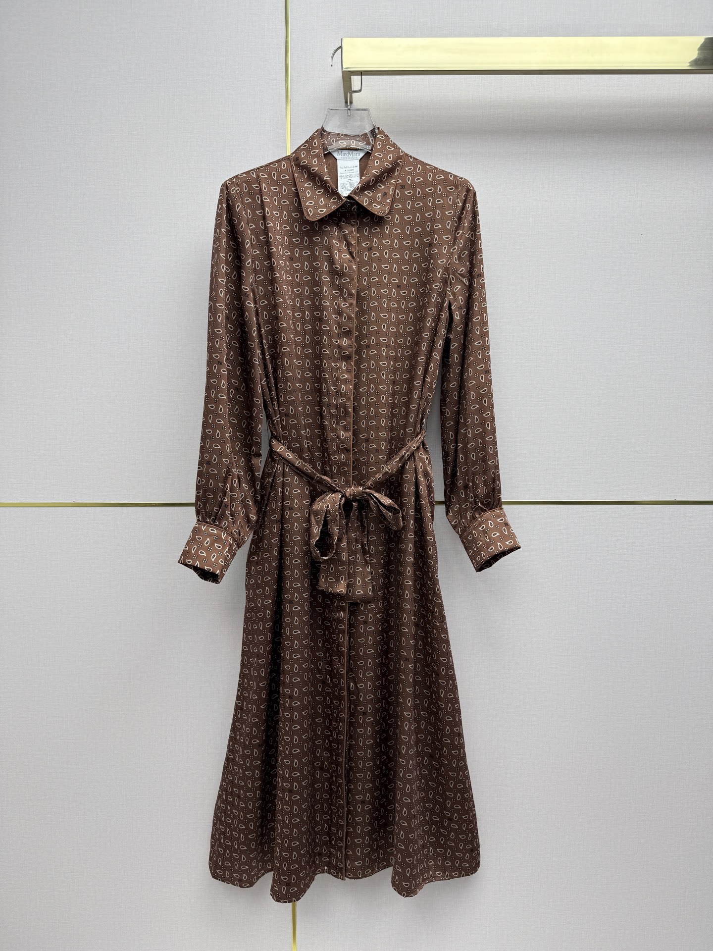 NO:723721,Maxmar*/26SS New Silk Printed Shirt Dress/With Belt to Cinch the Waist/Low-key Luxury/High Quality/Single Color Four Sizes SMLXLB808,Maxmara-clothing,skirts,shirts,real silk,19860909Maxmar*/26SS新款真丝印花衬衫连衣裙/搭配腰带收腰/低调奢华/高品质/单色四码SMLXLB808,麦丝玛拉-服装,skirts,shirts,real silk,,Women's clothing