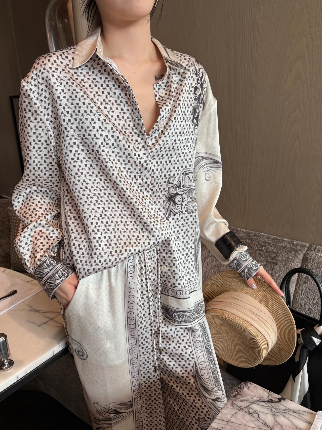 NO:739618,Upper body pictures are batched separately,,19860909上身图 分开批,,,Women's clothing