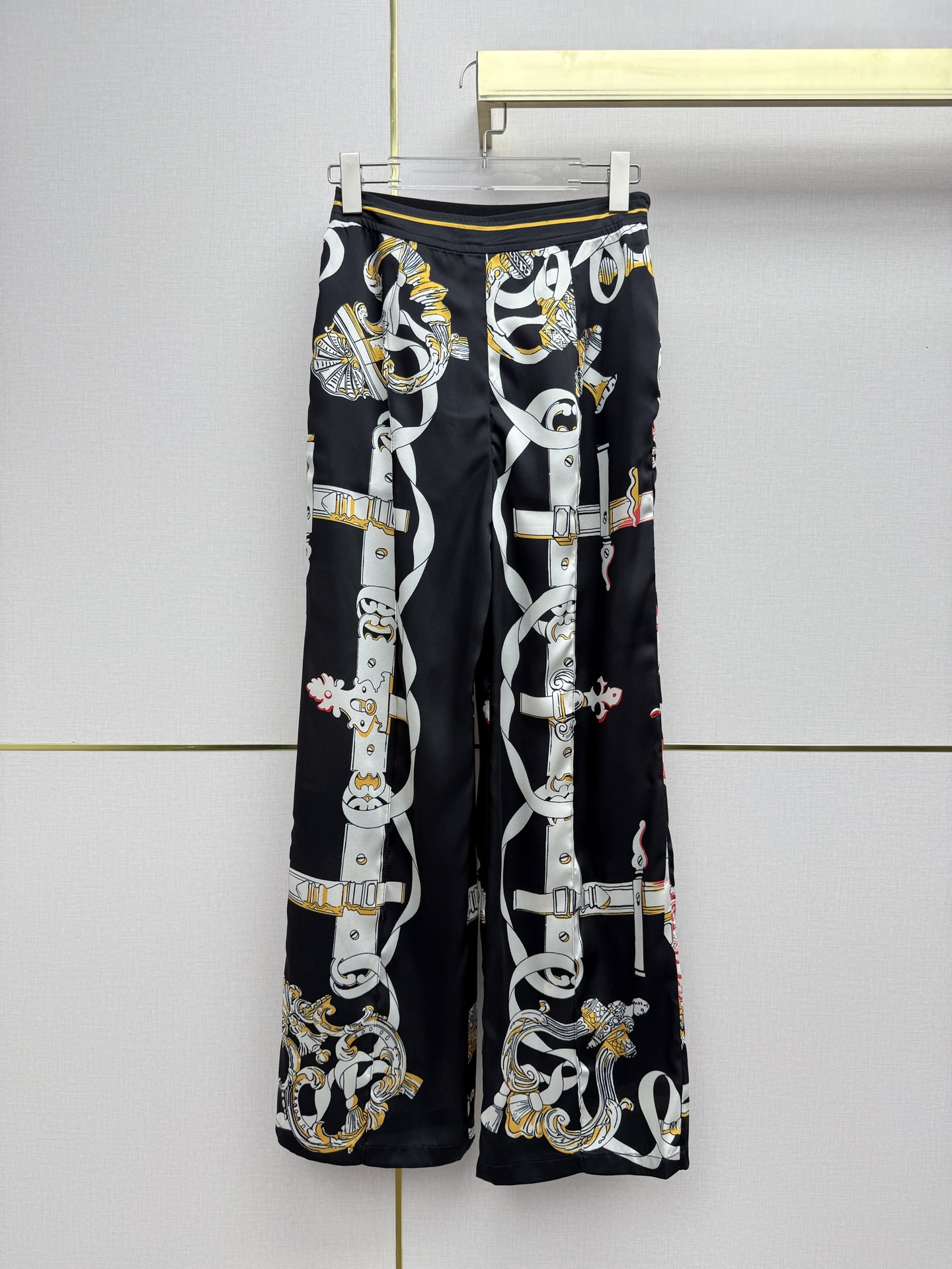 NO:723682,Herme*/26SS new silk wide-leg pants/pattern print decoration/elastic waistband/high quality/two colors and four sizes SMLXLB808, Hermes-clothing, hermes, hermes, real silk,19860909Herme*/26SS新款真丝阔腿裤/图案印花装饰/橡筋腰头/高品质/两色四码SMLXLB808,爱马仕-服装,hermes,hermes,real silk,,Women's clothing