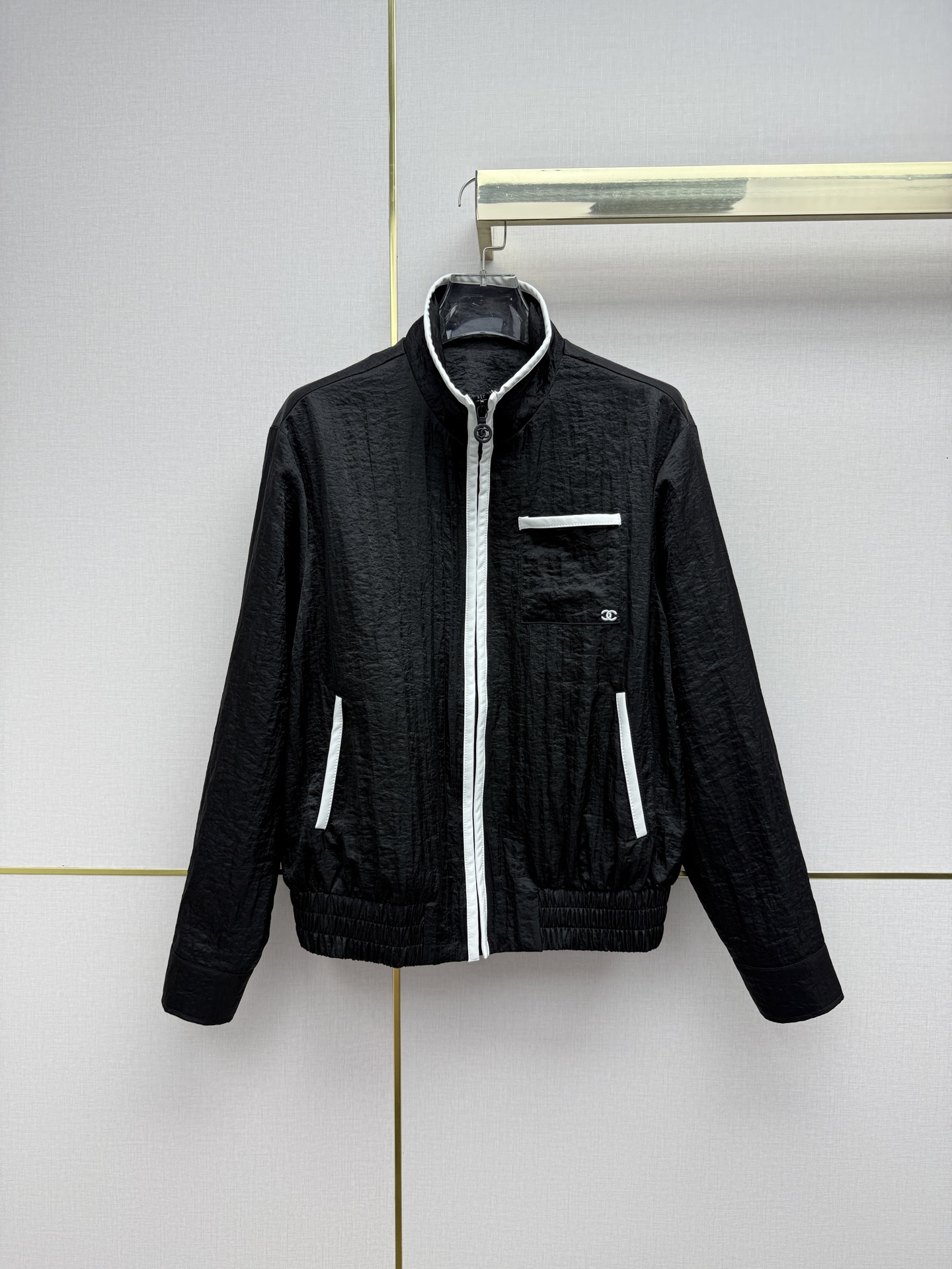 NO:825543,Chane*/26SS new stand-up collar sun protection jacket/contrast color splicing design/double C embroidery decoration/casual style/super straight fit/single color three codes SMLB808, Chanel - clothing, chanel, chanel, jackets & coats,19860909Chane*/26SS新款立领防晒外套/撞色拼接设计/双C绣花装饰/休闲款式/版型超正/单色三码SMLB808,香奈儿-服装,chanel,chanel,jackets & coats,,Women's clothing