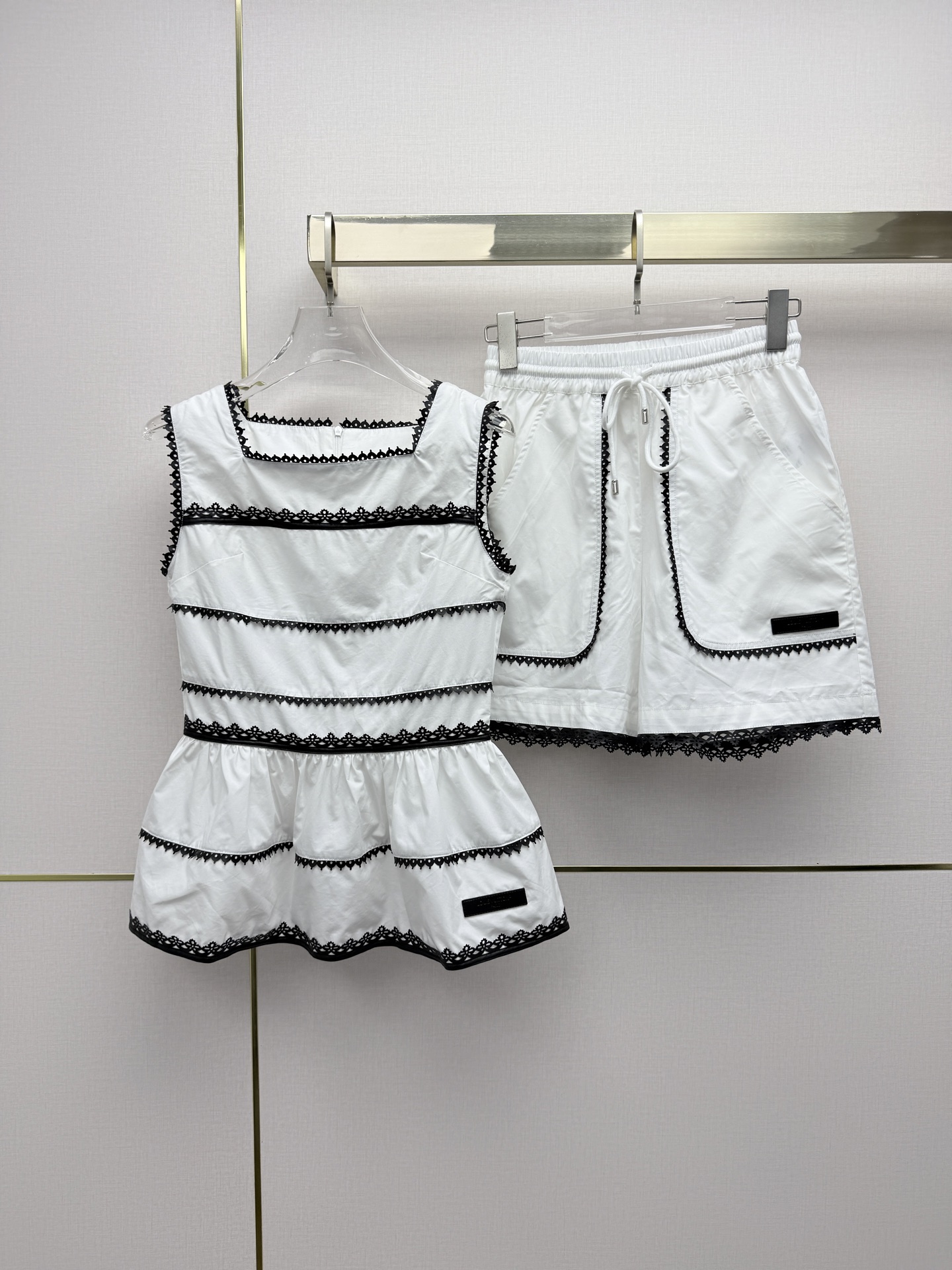 LV Black Lace Trim Sleeveless Top Drawstring Short