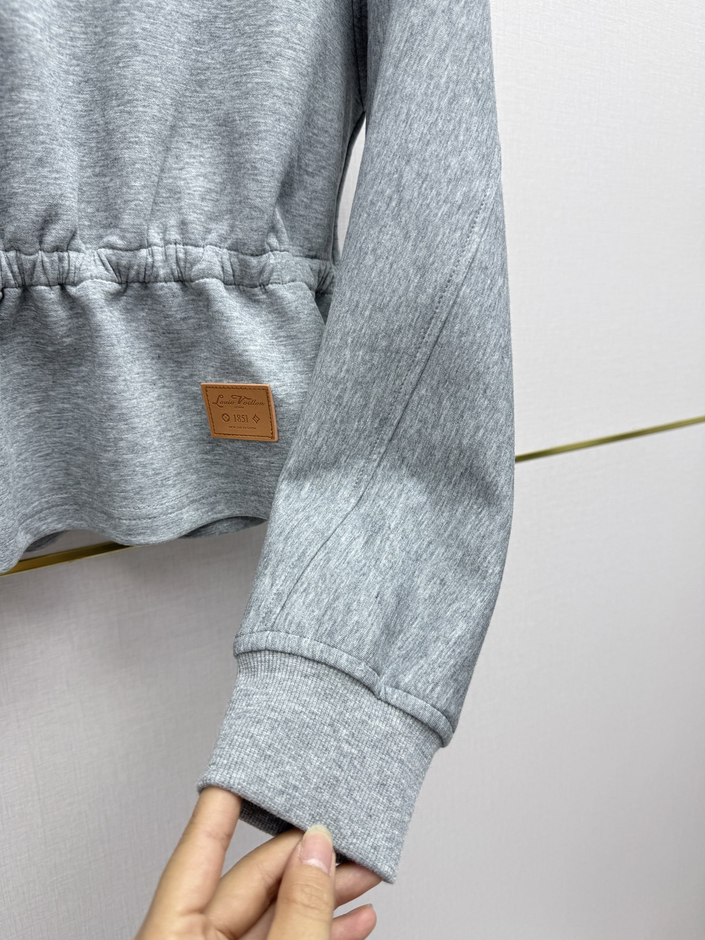 LV Drawstring Waist Cropped Crew Neck Sweatshir