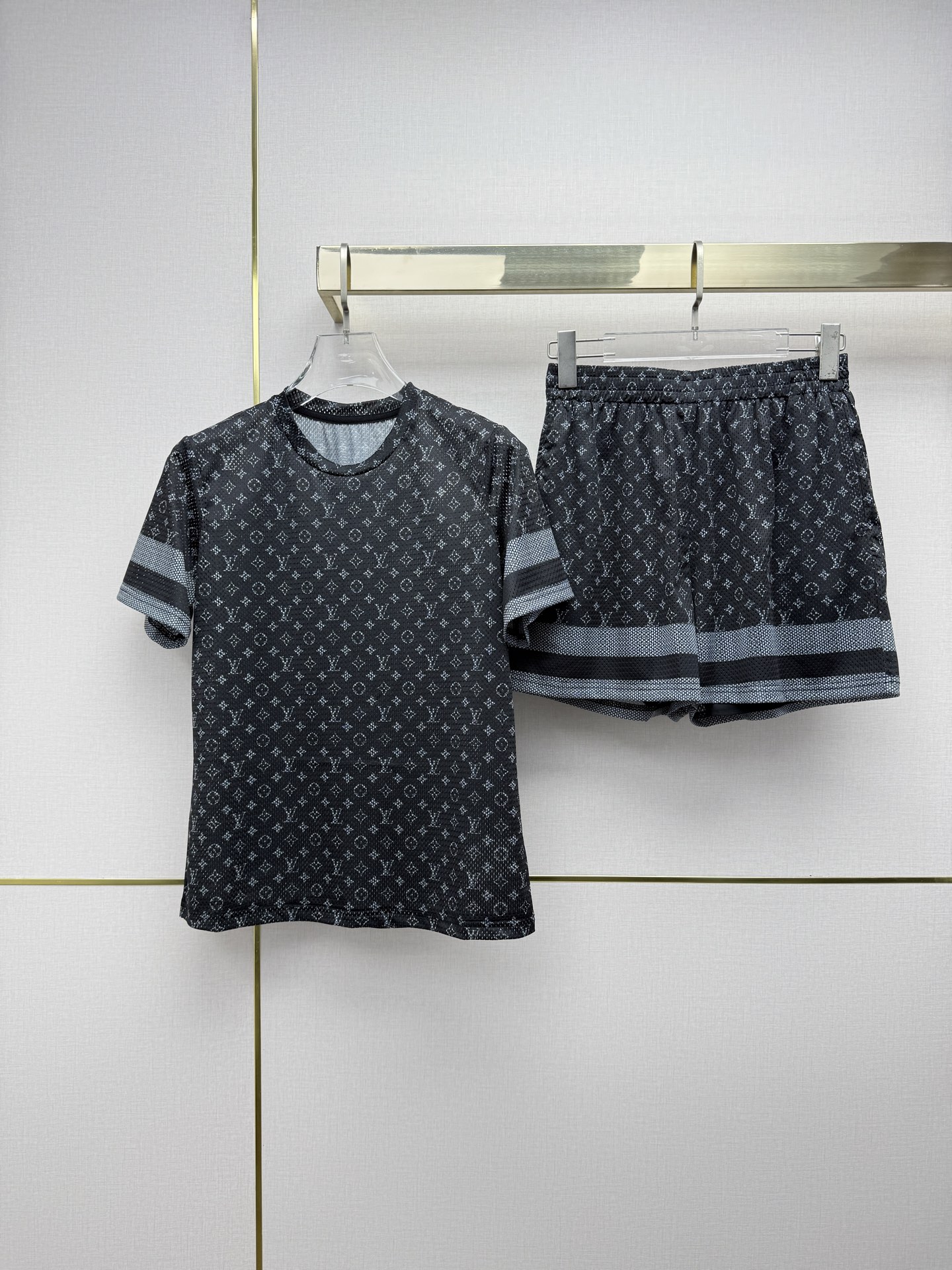 louis vuitton monogram t shirt and shorts set