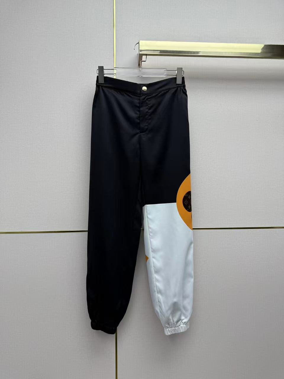 louis vuitton graphic monogram tracksuit