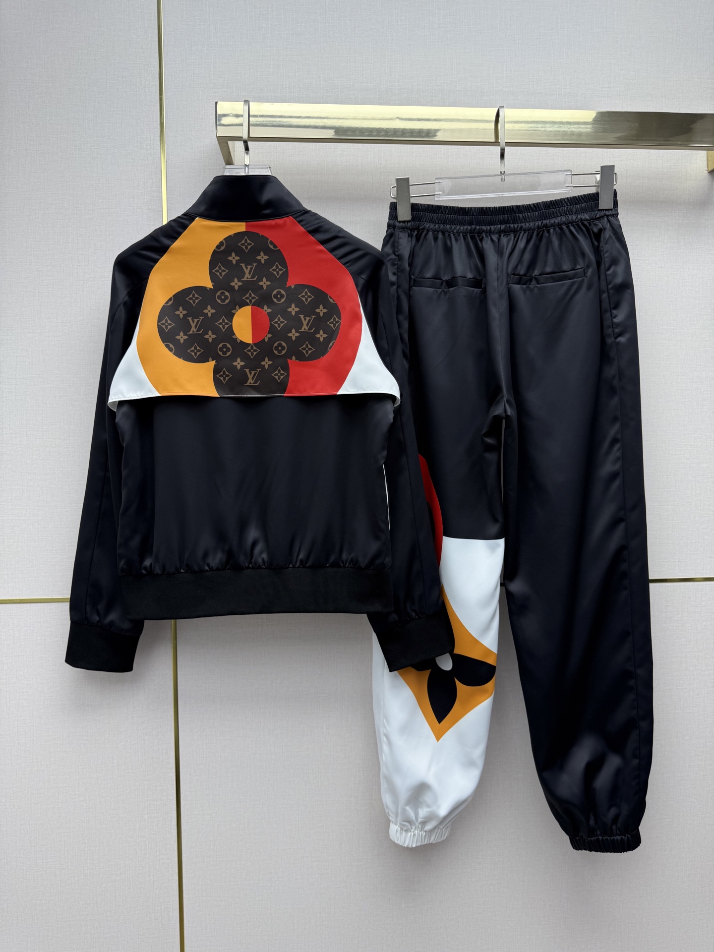 louis vuitton graphic monogram tracksuit