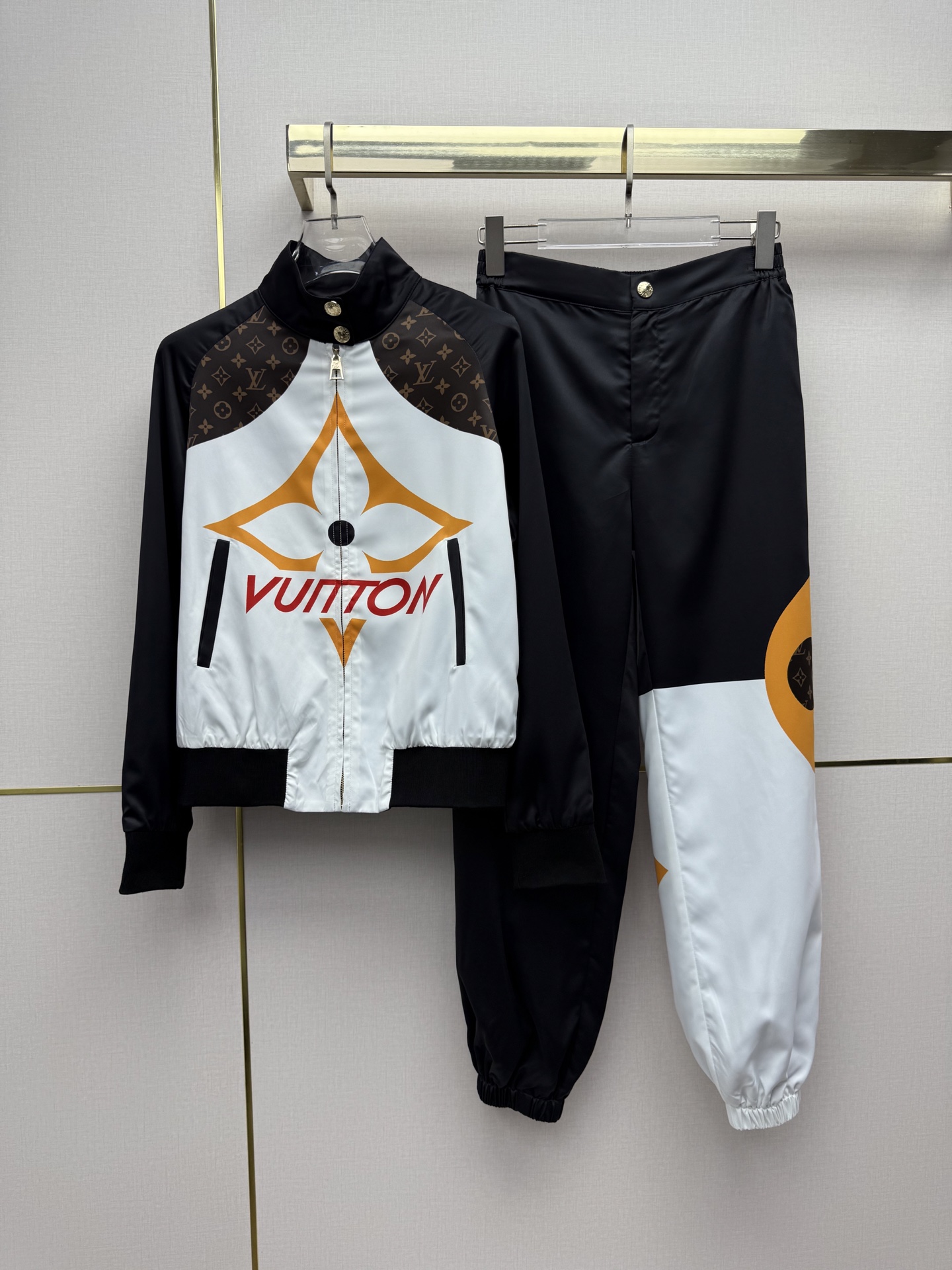 louis vuitton graphic monogram tracksuit