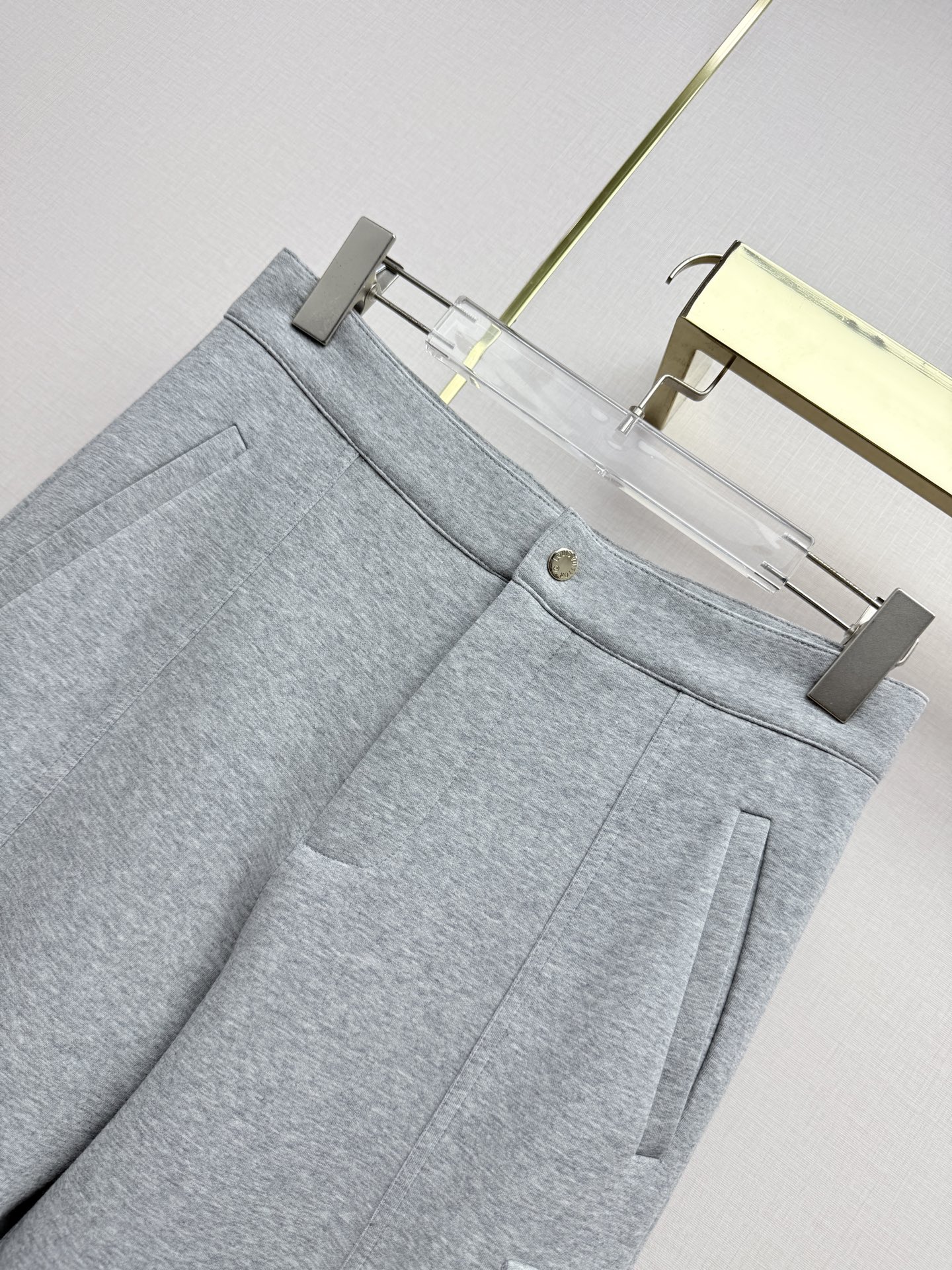 루이비통 카고 와이드 레그 패턴 바지 26SS 상세 이미지 4
