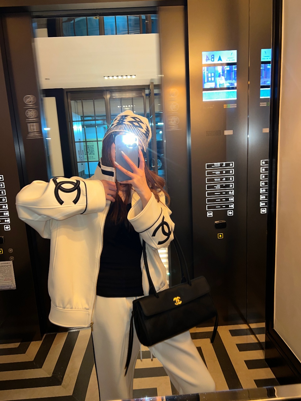 chanel double c zip jacket straight pants set