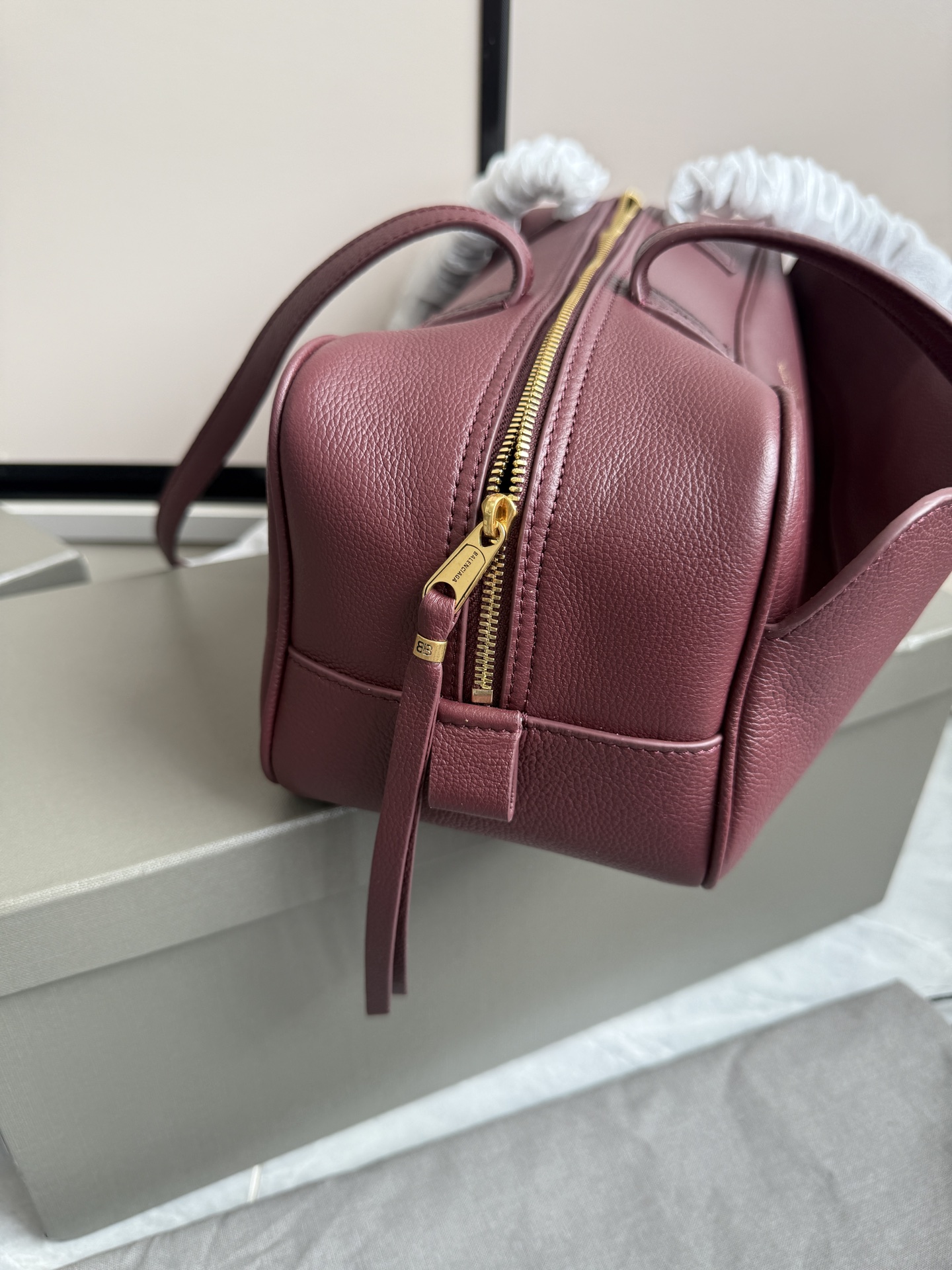 Loewe 升级版保龄球·酒红色