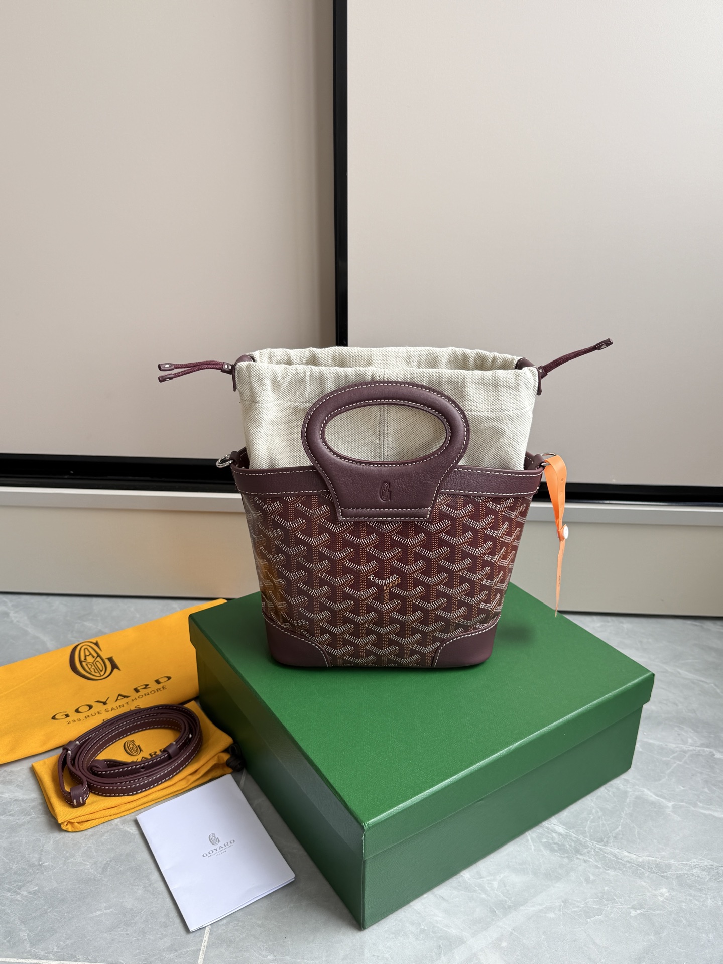 Goyard 戈雅菜篮子·酒红色