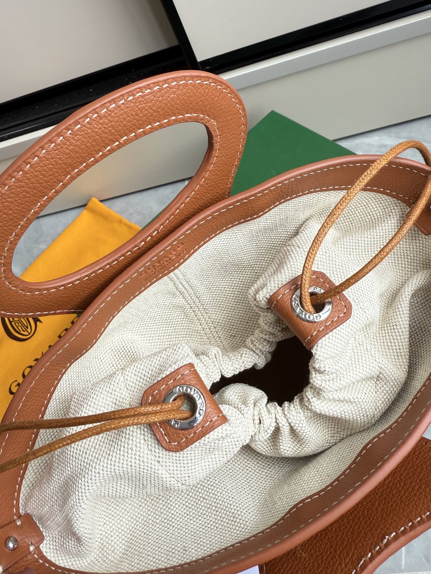 Goyard 戈雅菜篮子·棕色