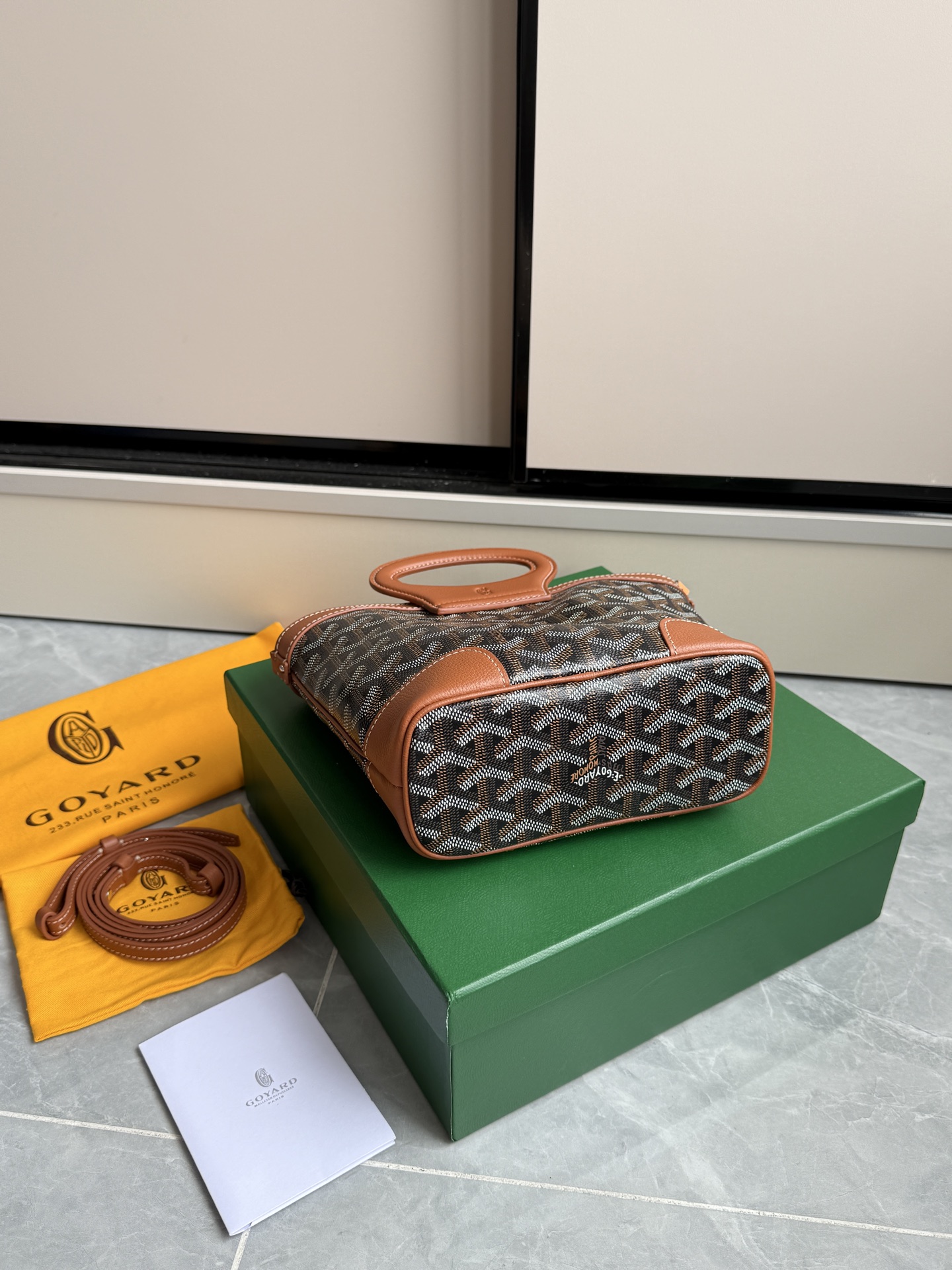 Goyard 戈雅菜篮子·棕色