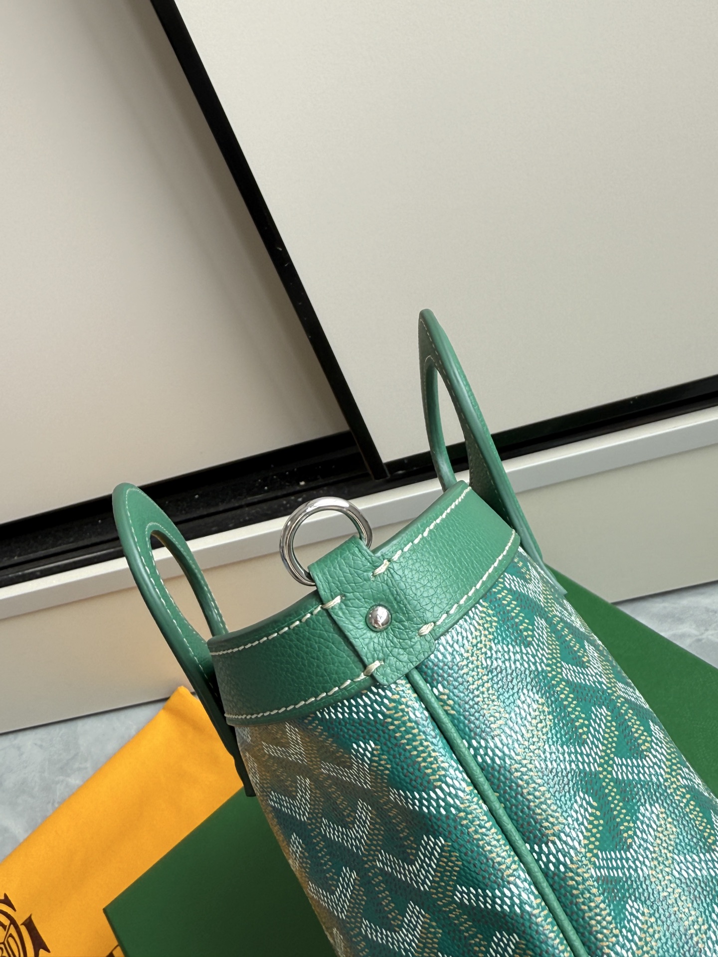 Goyard 戈雅菜篮子·绿色
