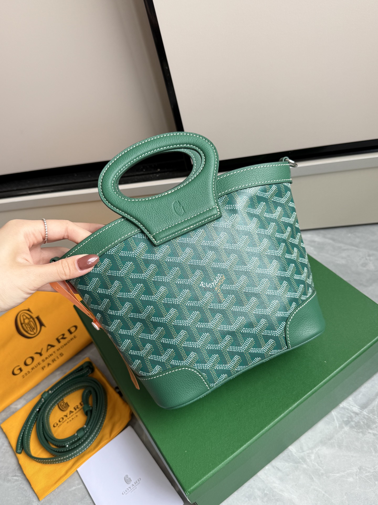 Goyard 戈雅菜篮子·绿色