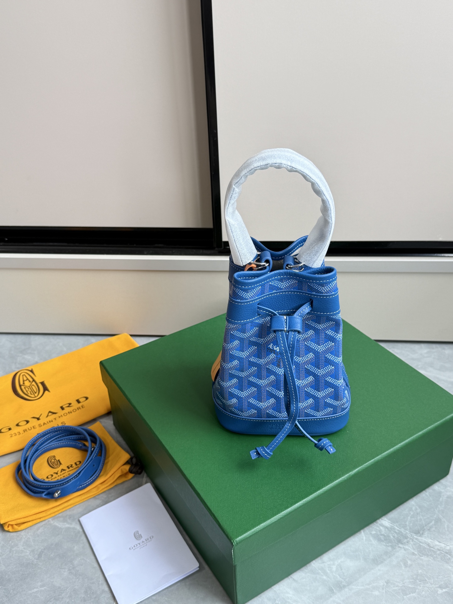Goyard 戈雅迷你水桶·蓝色