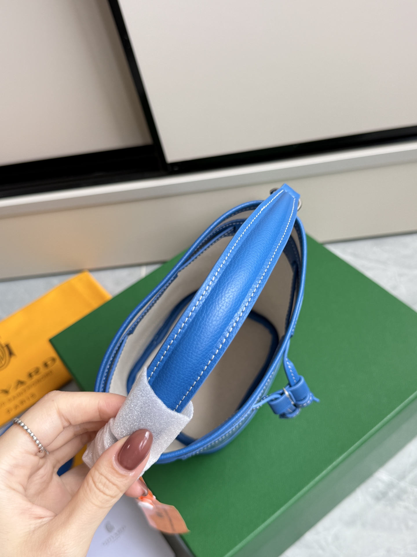 Goyard 戈雅迷你水桶·蓝色