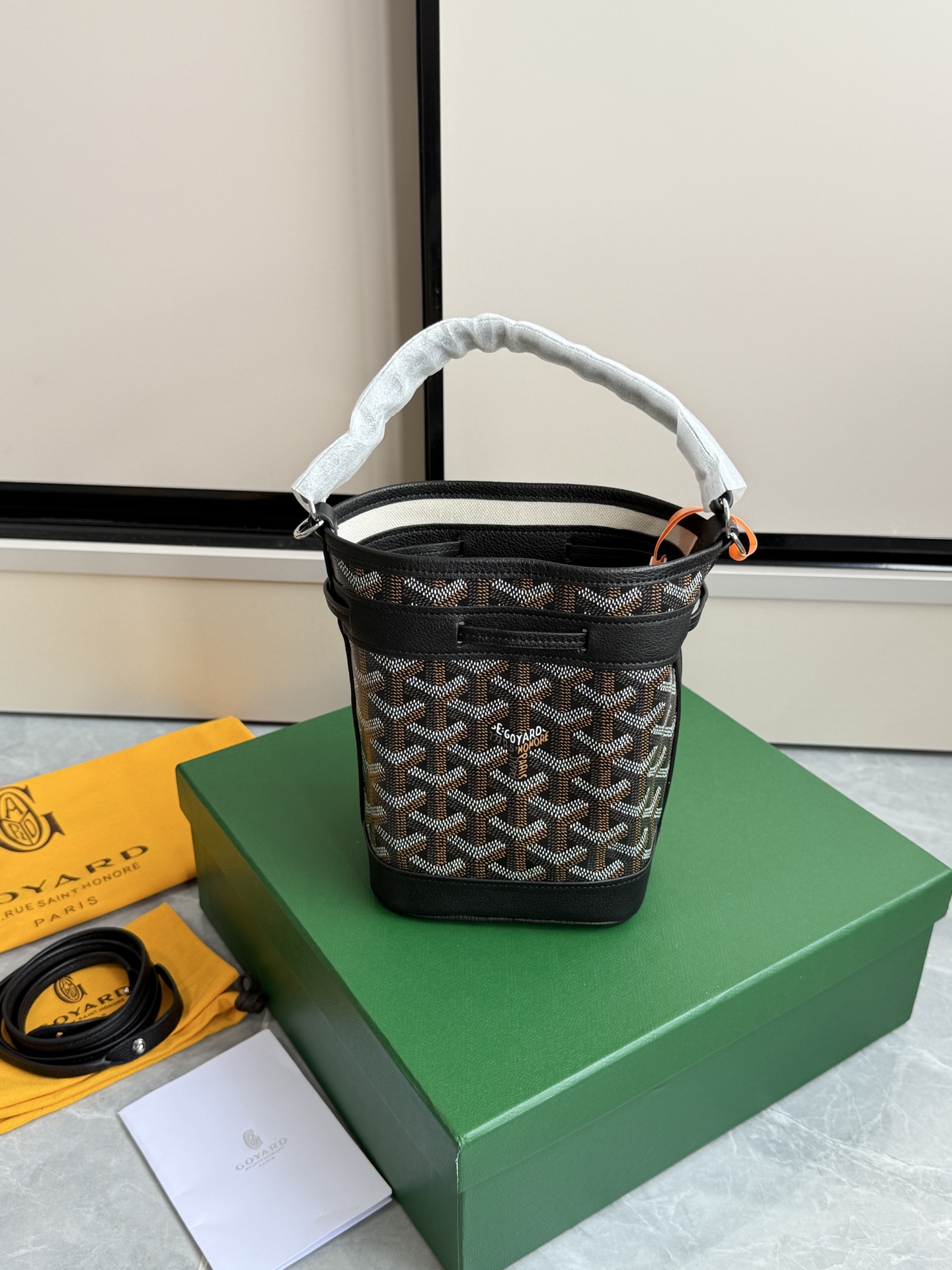 Goyard 戈雅迷你水桶·黑色