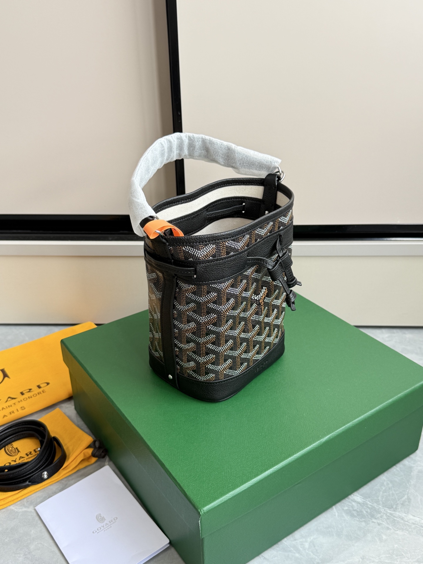 Goyard 戈雅迷你水桶·黑色