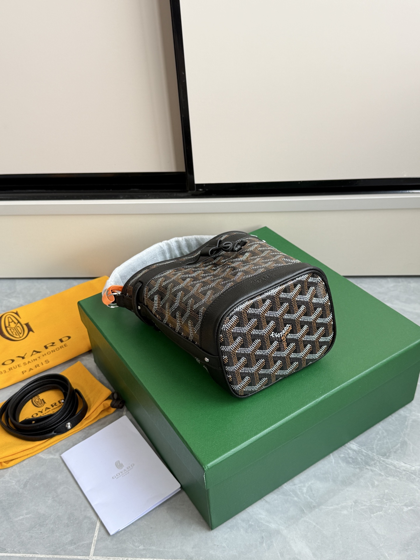 Goyard 戈雅迷你水桶·黑色