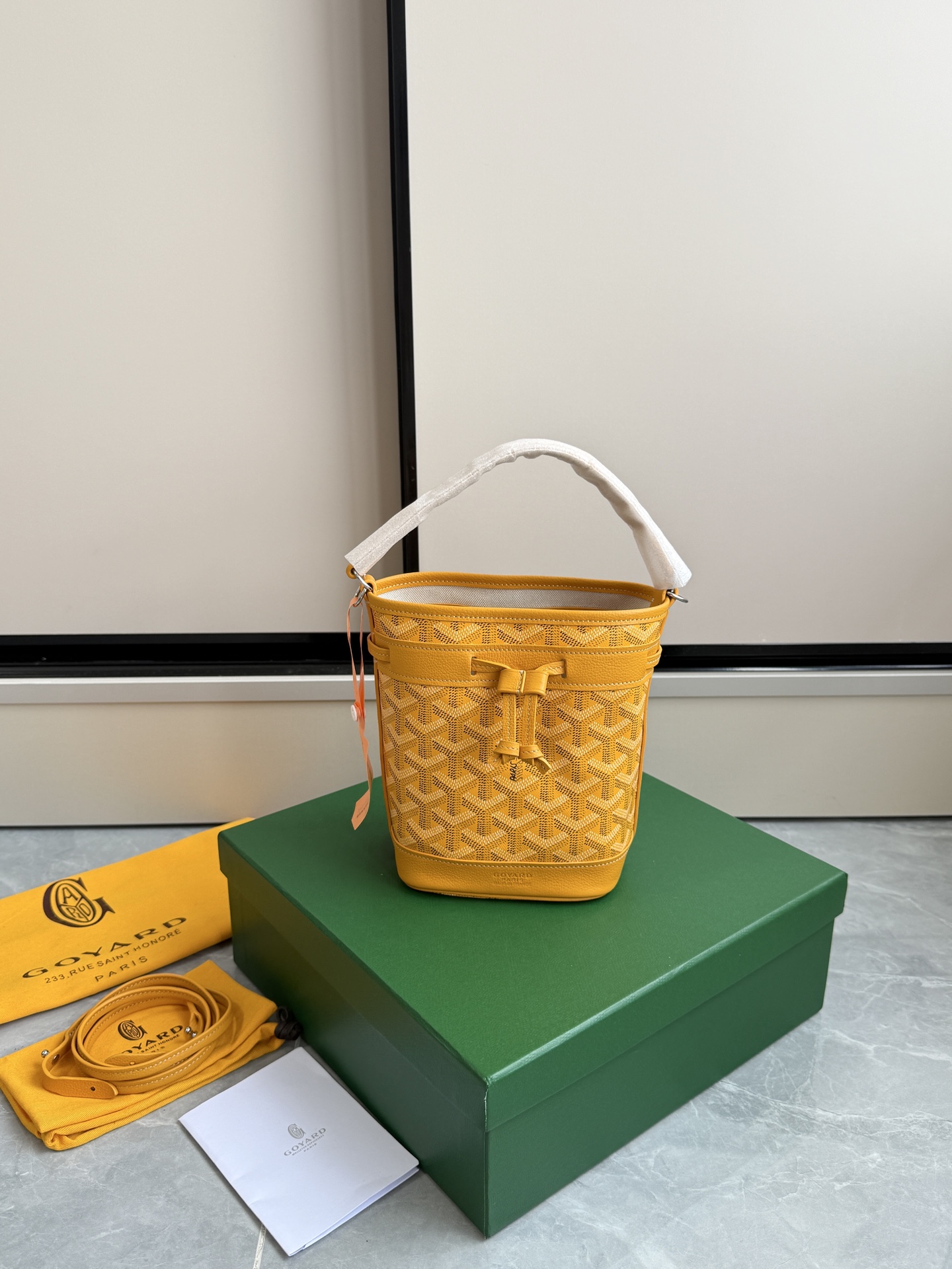 Goyard 戈雅迷你水桶·黄色