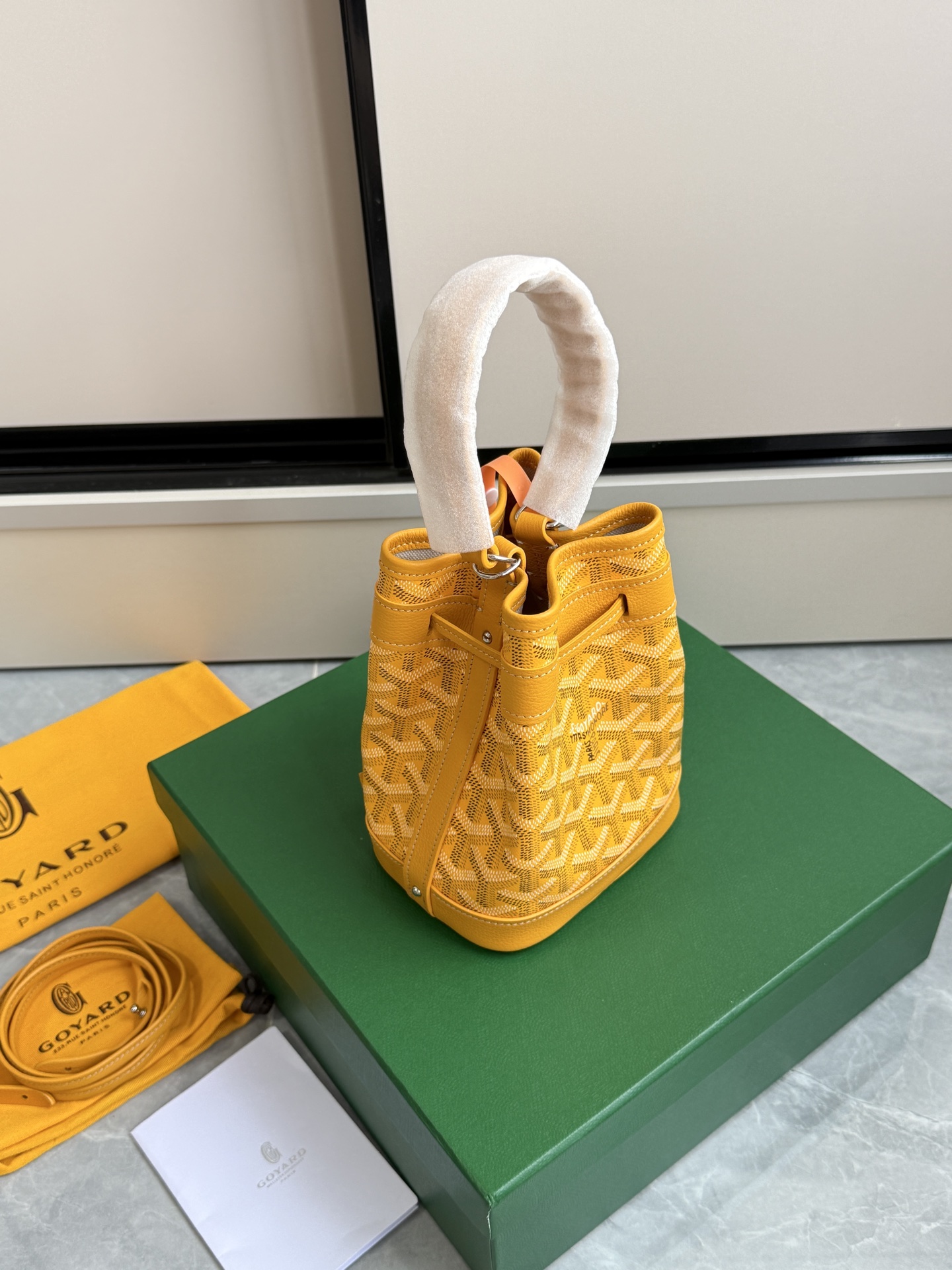 Goyard 戈雅迷你水桶·黄色