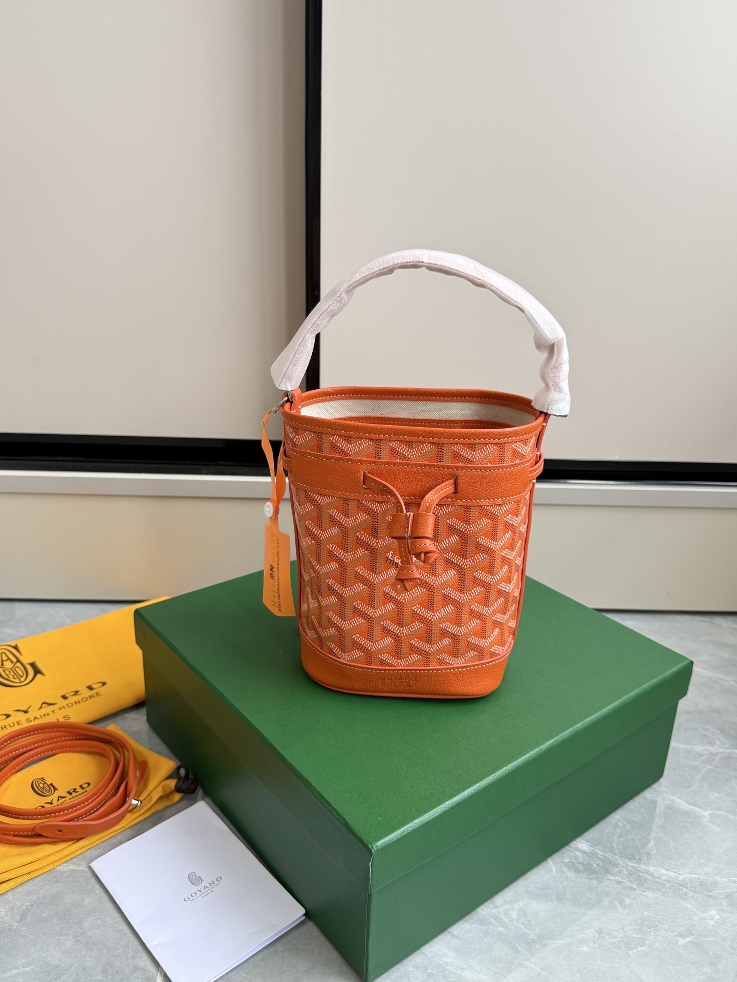 Goyard 戈雅迷你水桶·橙色