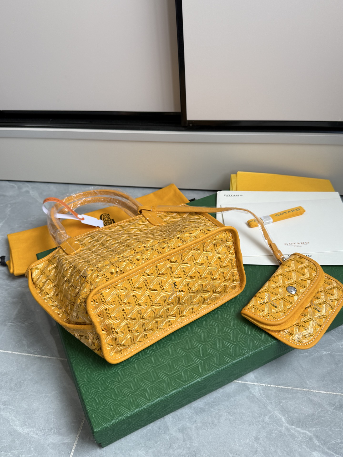 Goyard 狗牙购物袋·迷你·黄色