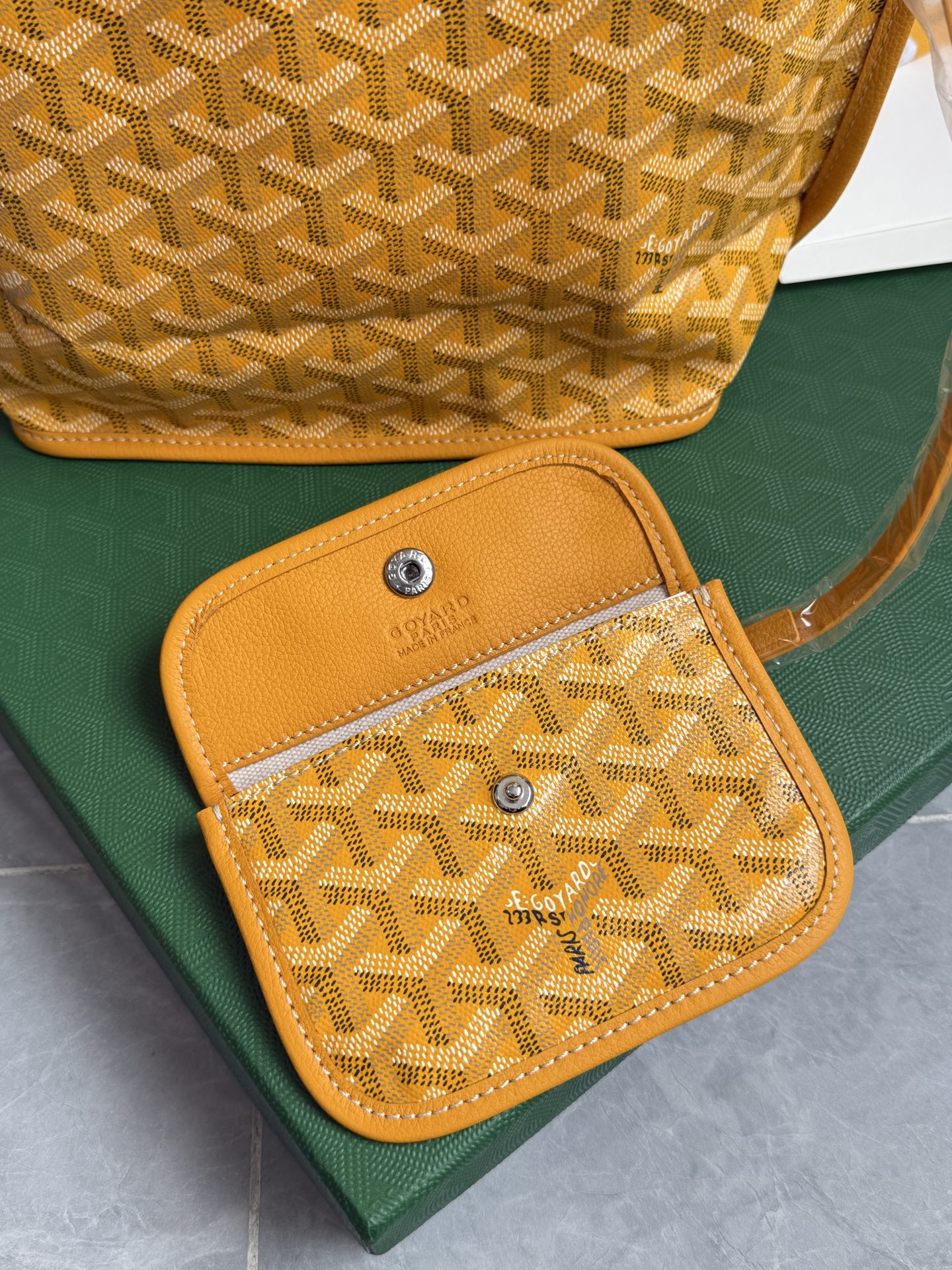 Goyard 狗牙购物袋·迷你·黄色