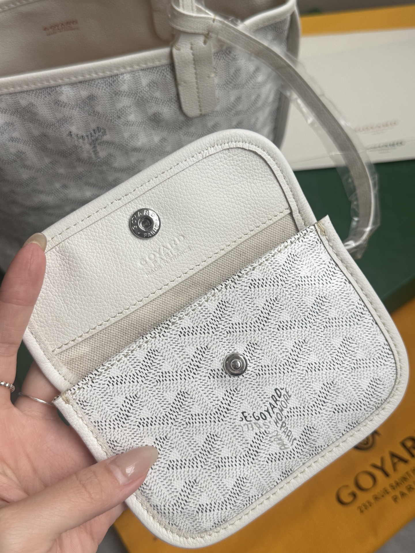 Goyard 狗牙购物袋·迷你·白色