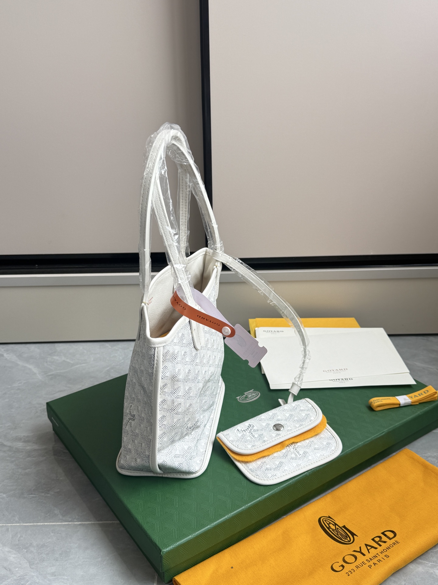 Goyard 狗牙购物袋·迷你·白色