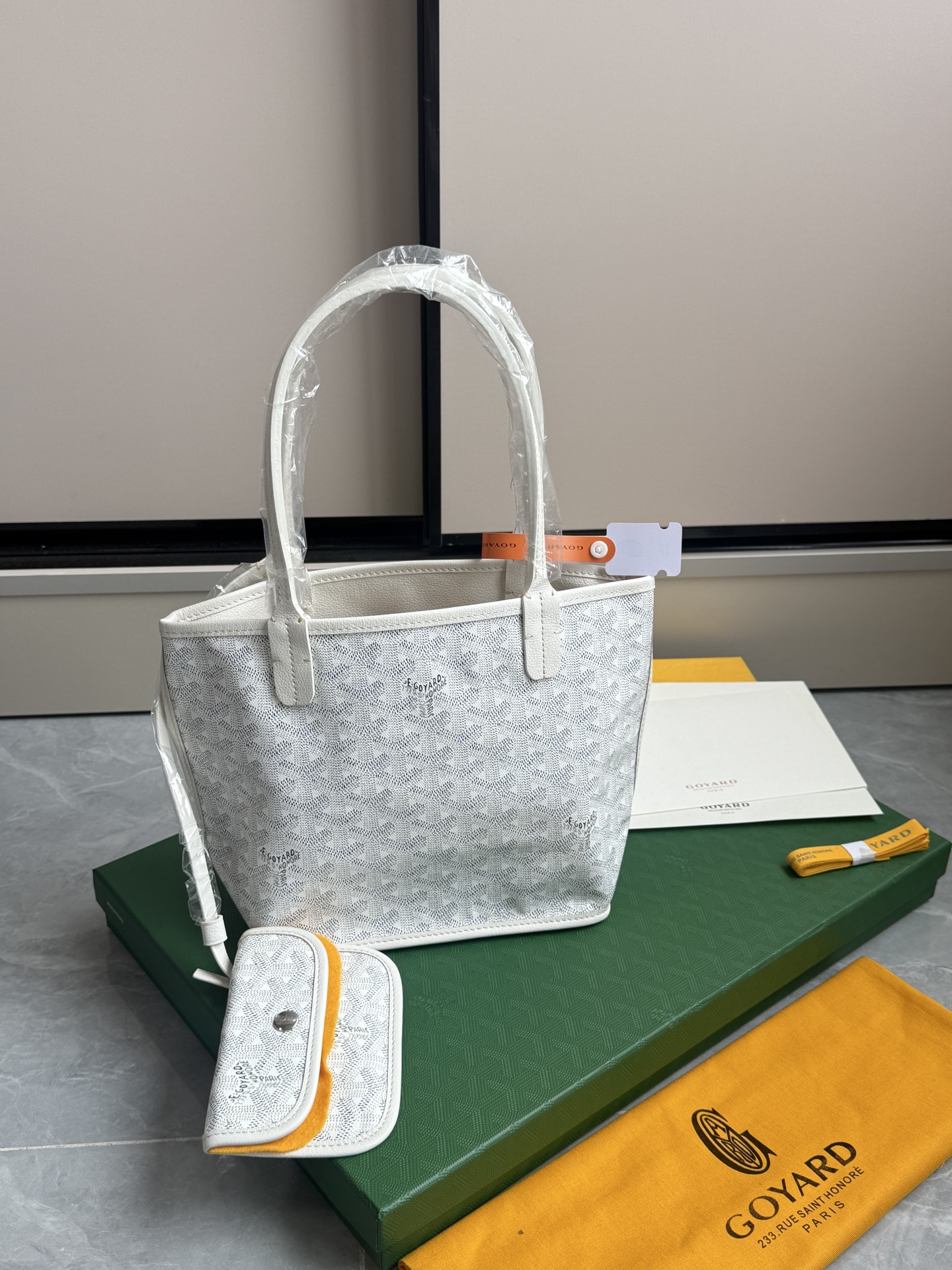 Goyard 狗牙购物袋·迷你·白色