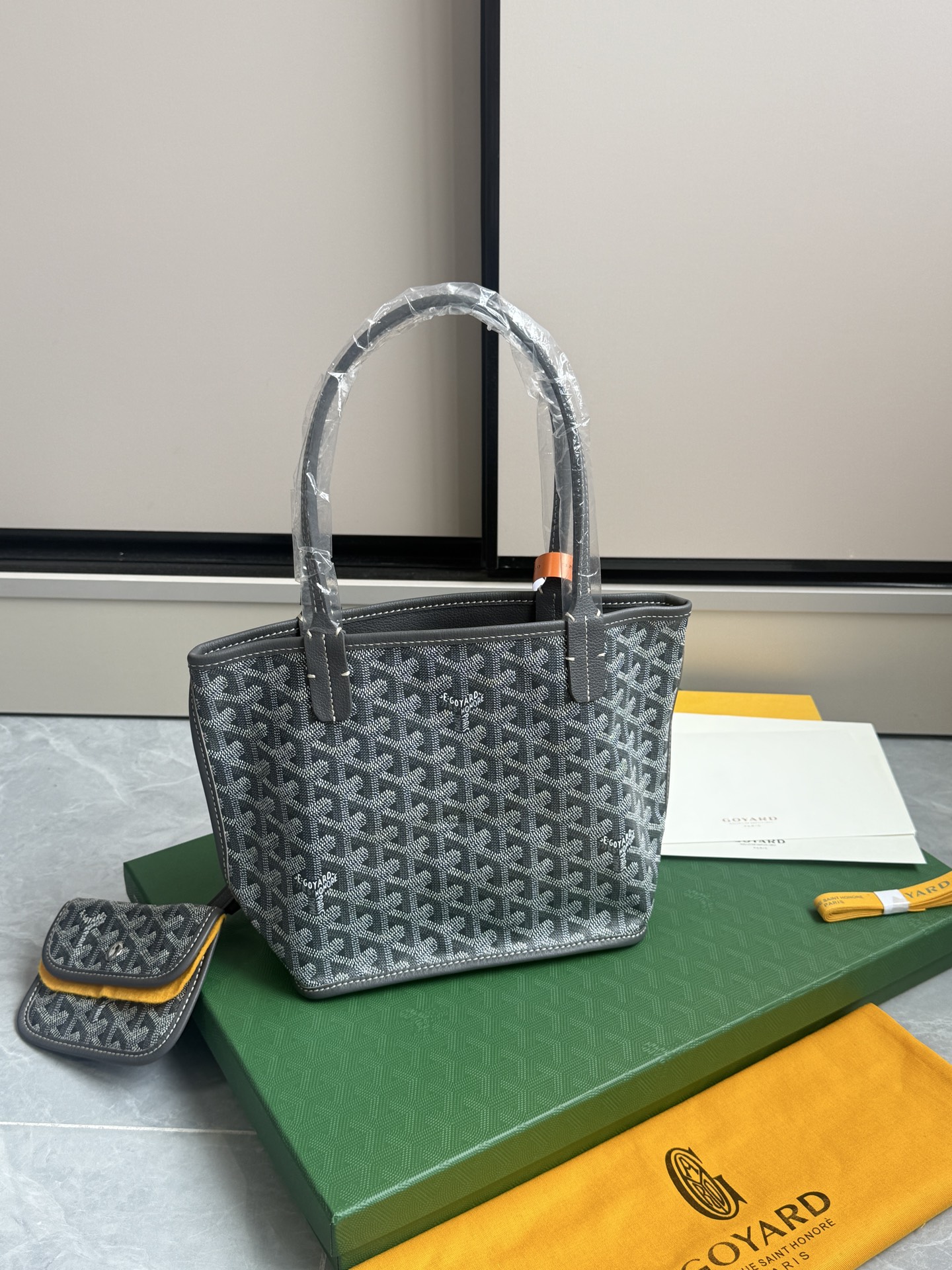 Goyard 狗牙购物袋·迷你·灰色