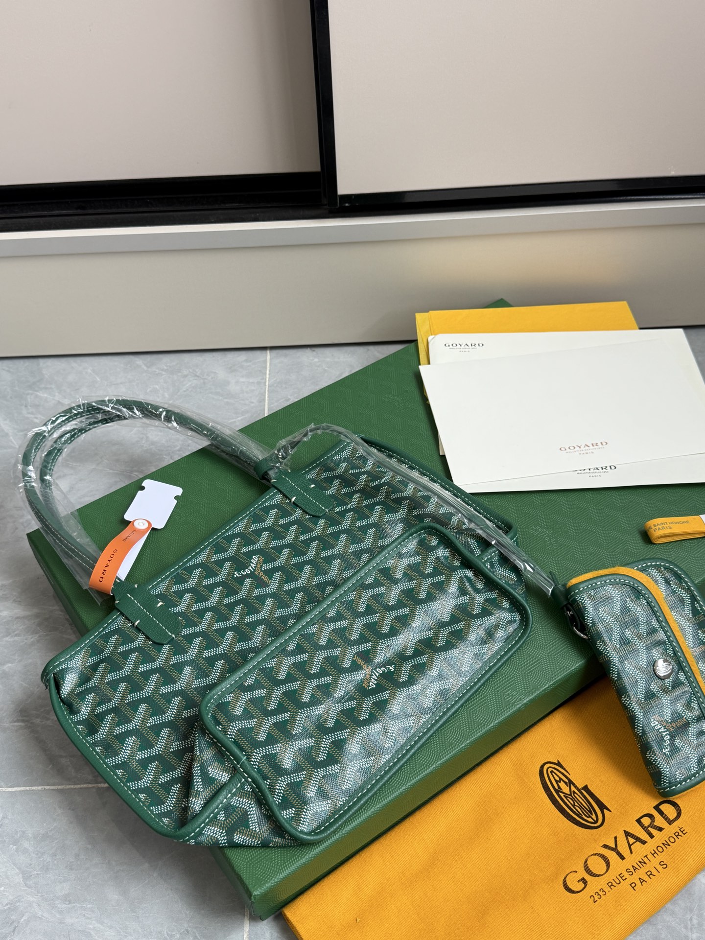 Gucci 狗牙购物袋·迷你·绿色