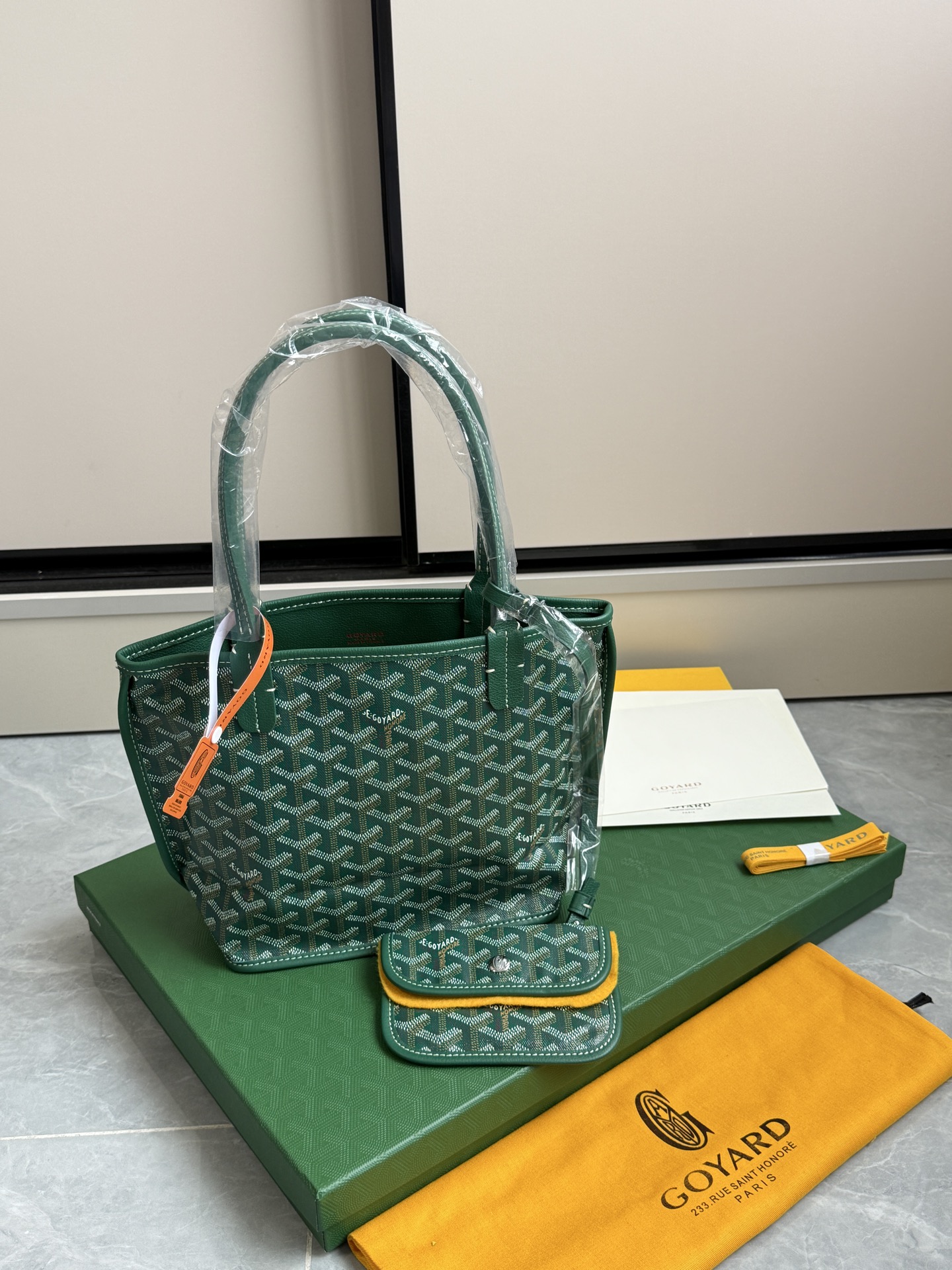 Gucci 狗牙购物袋·迷你·绿色