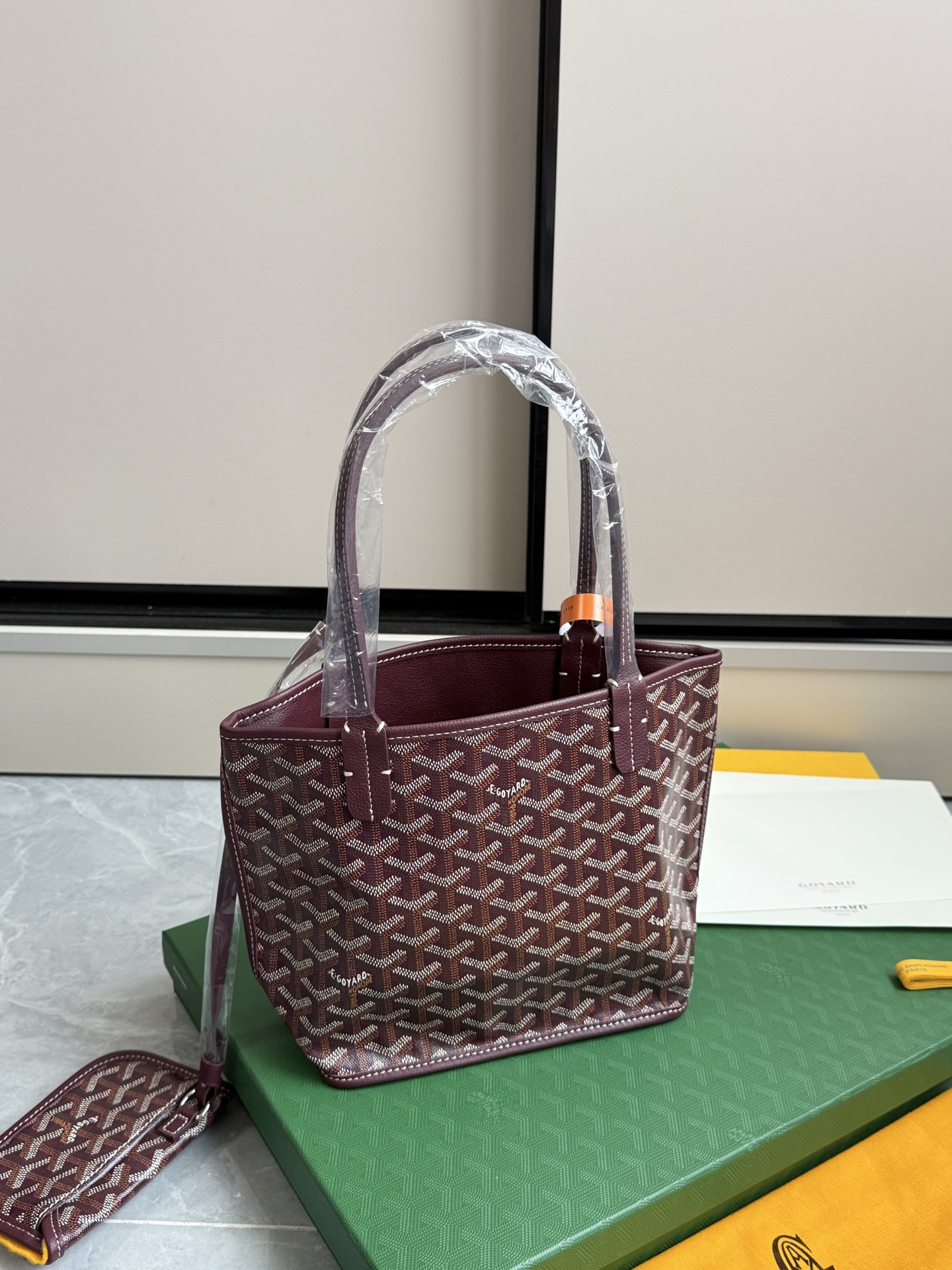 Goyard 狗牙购物袋·迷你·酒红色