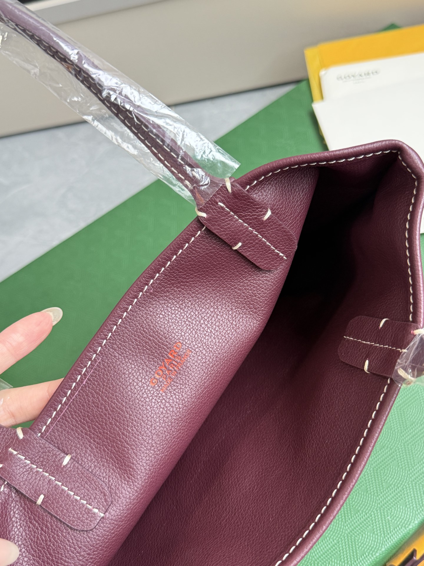 Goyard 狗牙购物袋·迷你·酒红色