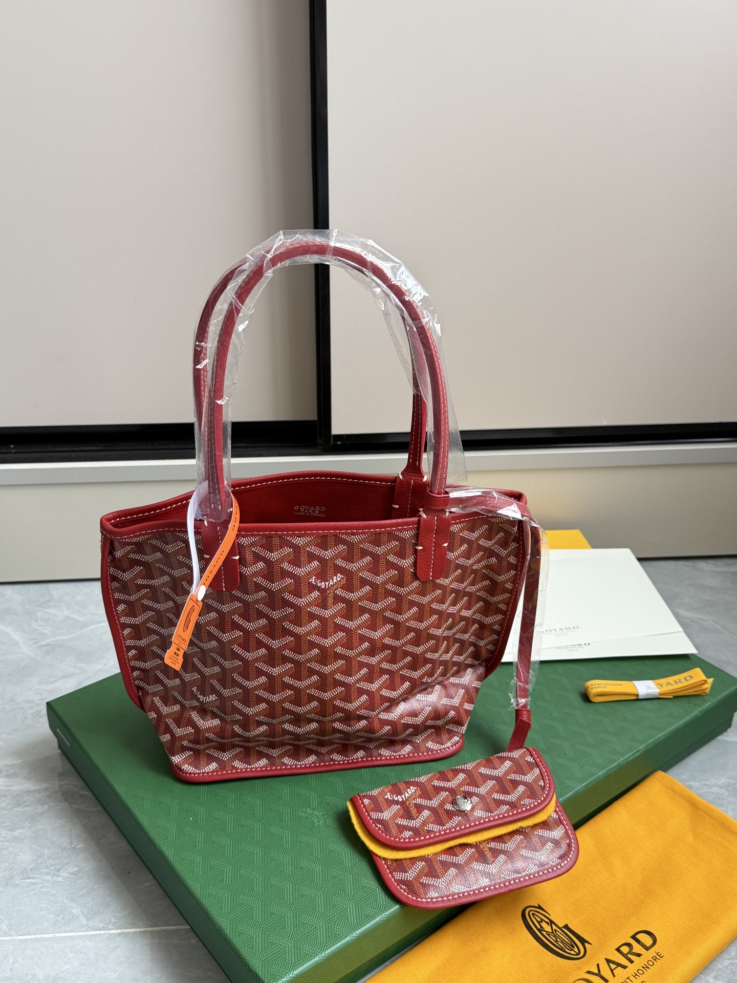 Gucci 狗牙购物袋·迷你·红色