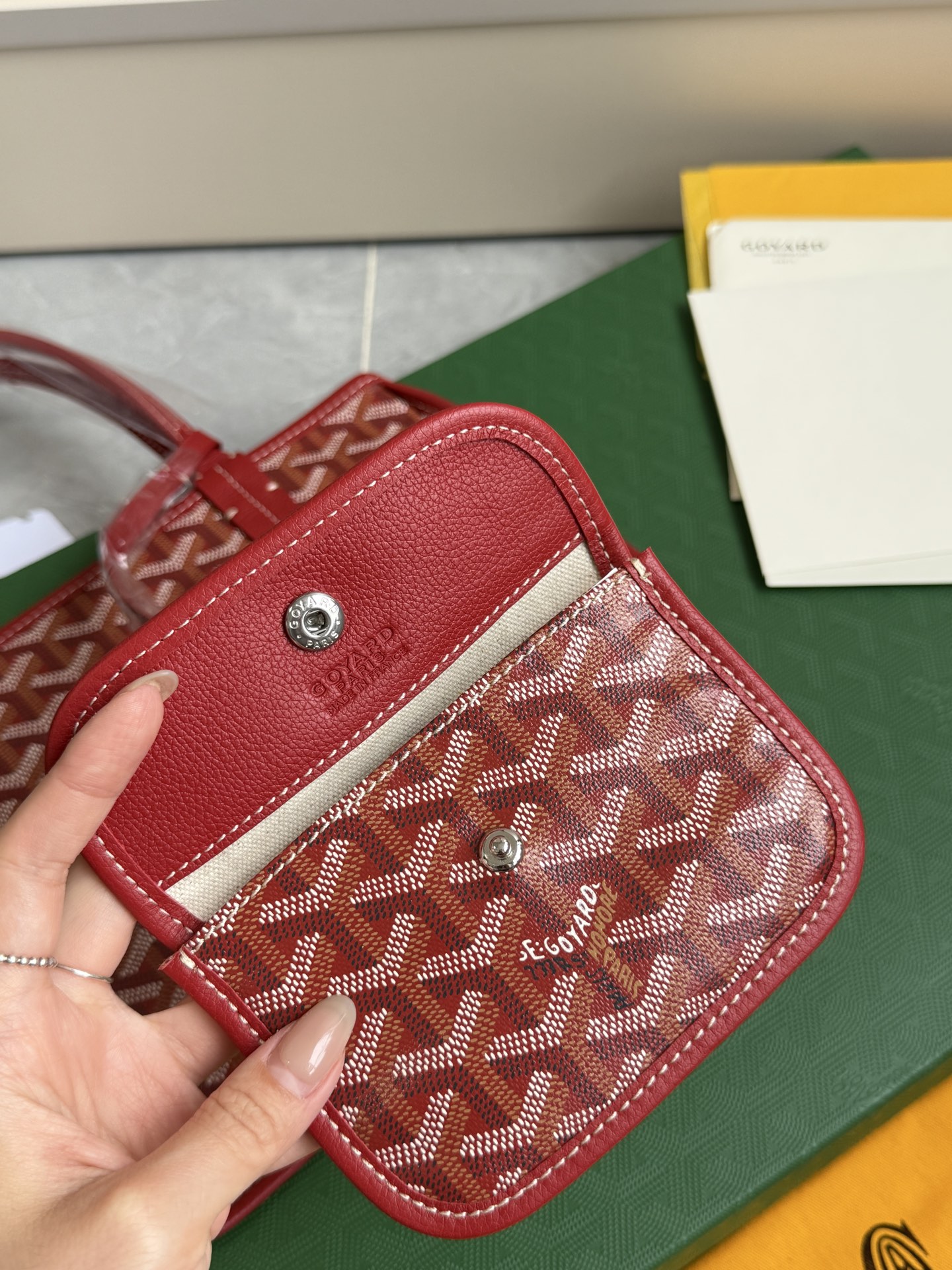 Gucci 狗牙购物袋·迷你·红色