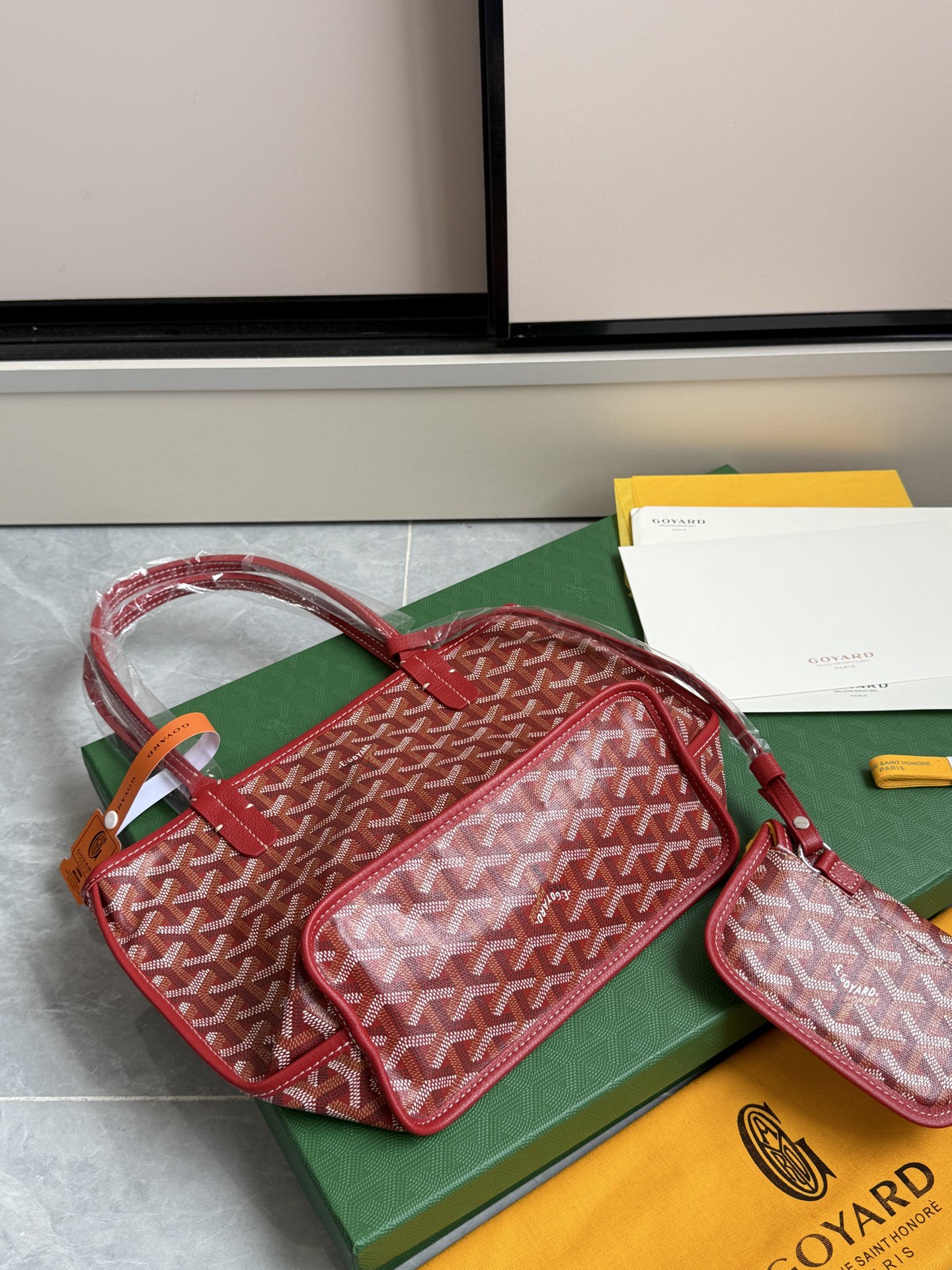 Gucci 狗牙购物袋·迷你·红色