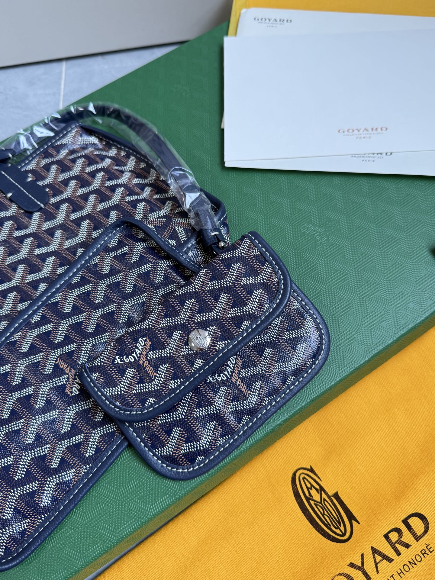 Gucci 狗牙购物袋·迷你·深蓝色