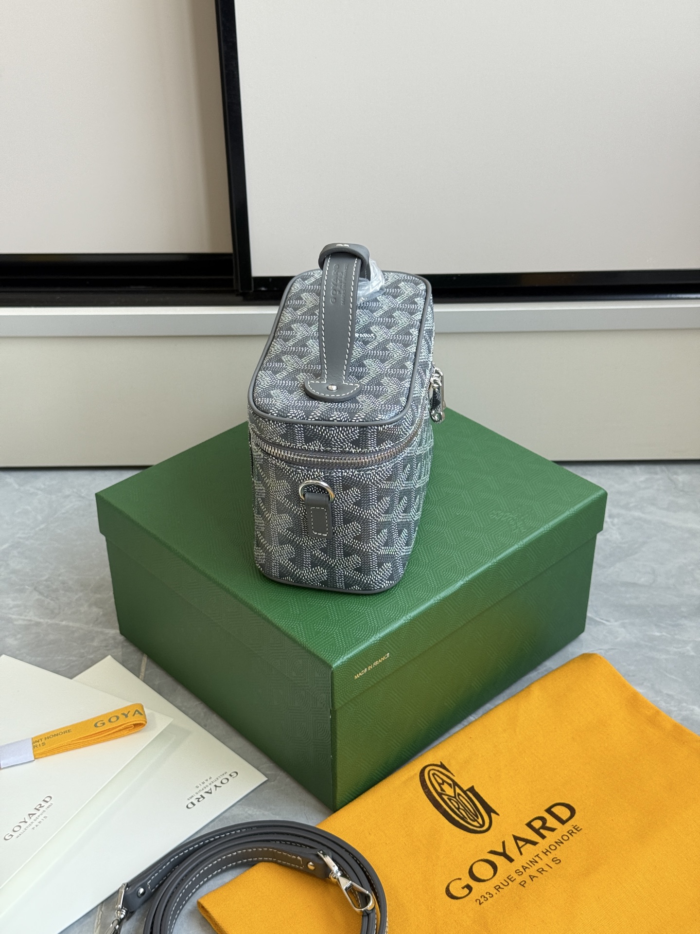 Goyard 升级版狗牙化妆包迷你·灰色