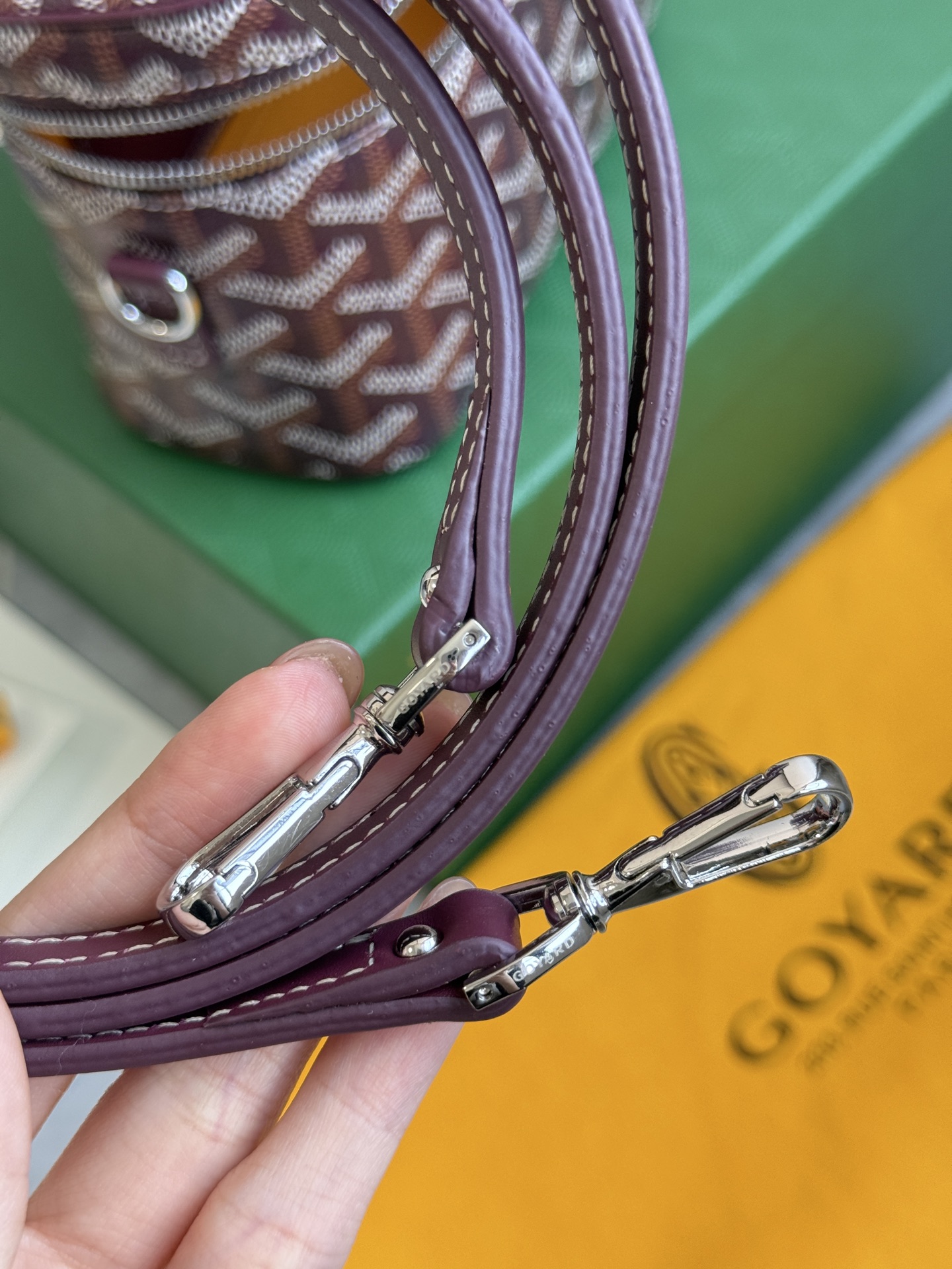 Gucci 升级版狗牙化妆包迷你·酒红