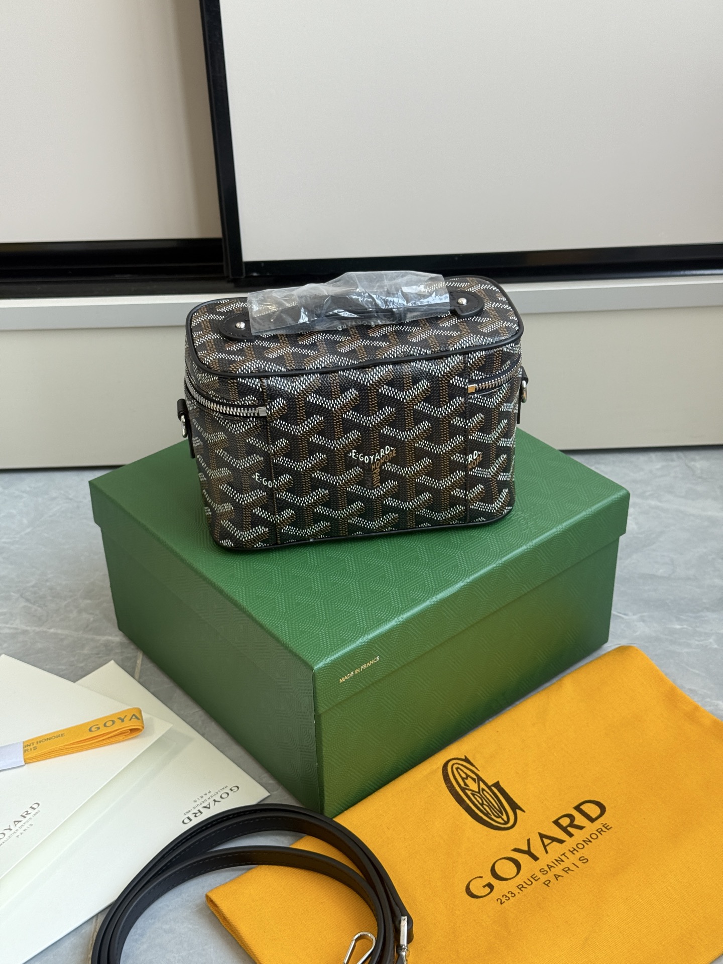 Goyard 升级版狗牙化妆包迷你·黑色