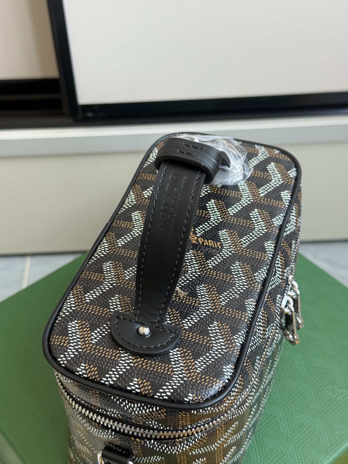Goyard 升级版狗牙化妆包迷你·黑色
