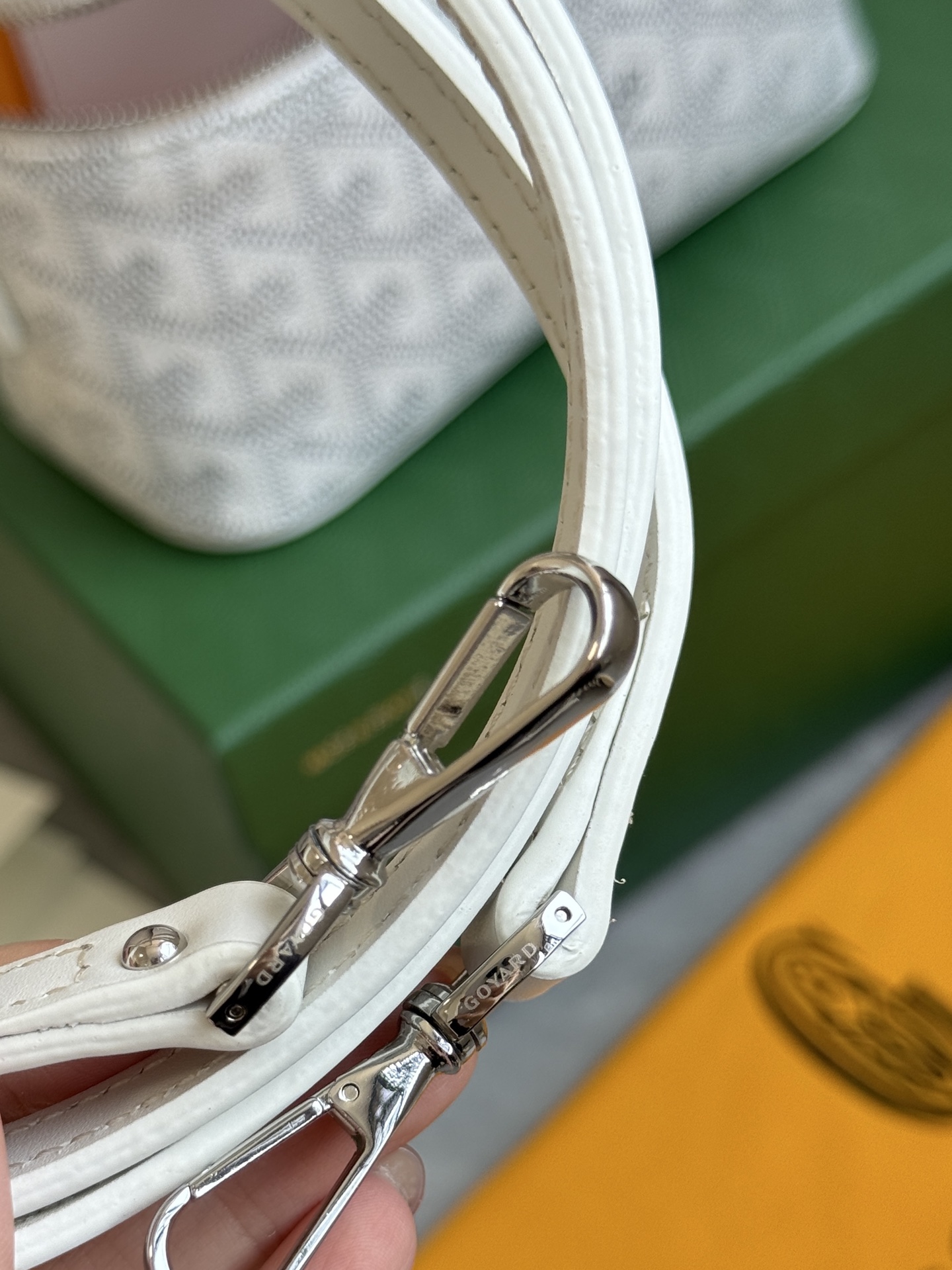 Goyard 升级版狗牙化妆包迷你·白色
