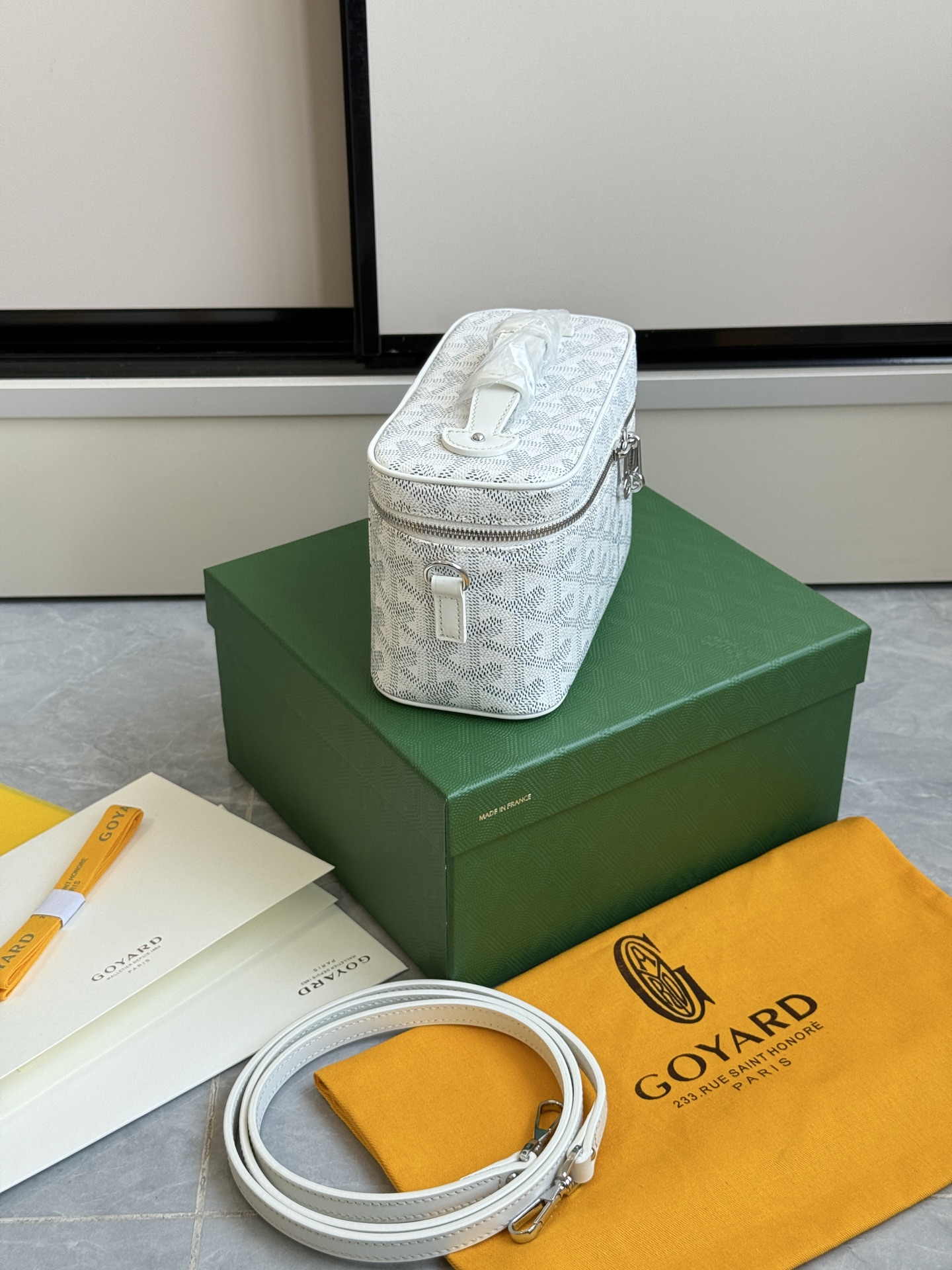 Goyard 升级版狗牙化妆包迷你·白色